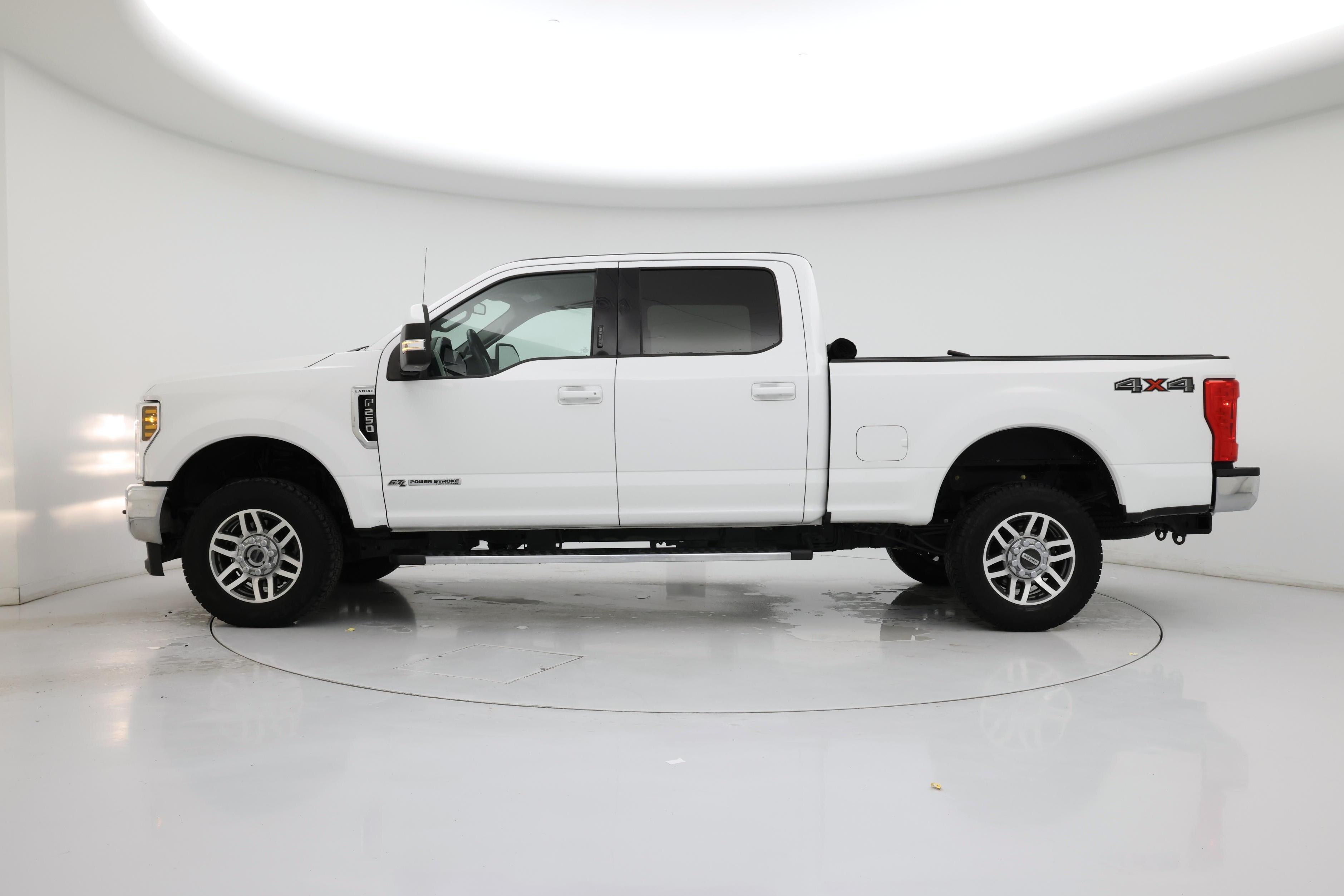 Thumbnail: 2019 Ford F-250 - 3