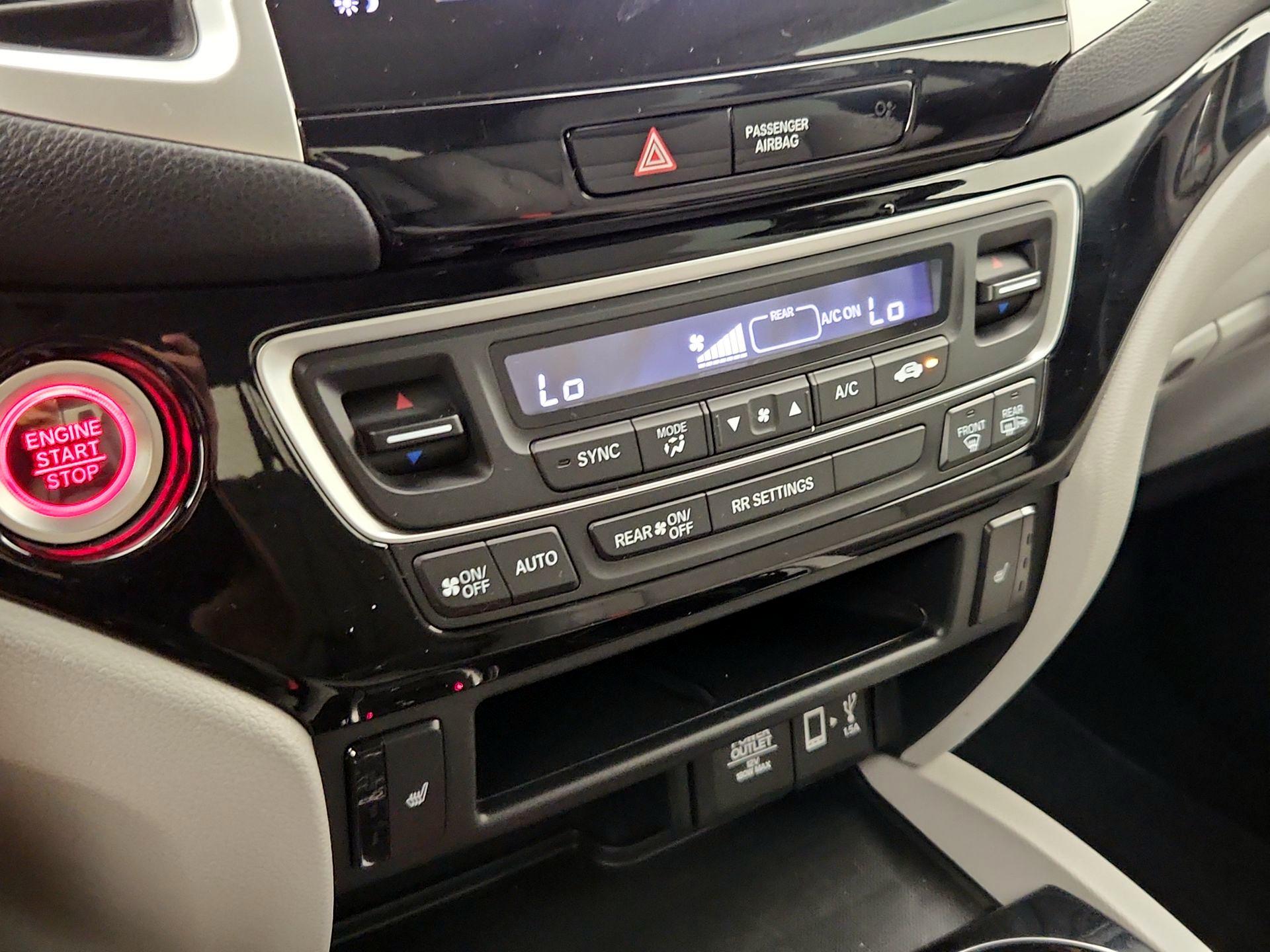 Thumbnail: 2020 Honda Ridgeline - 16