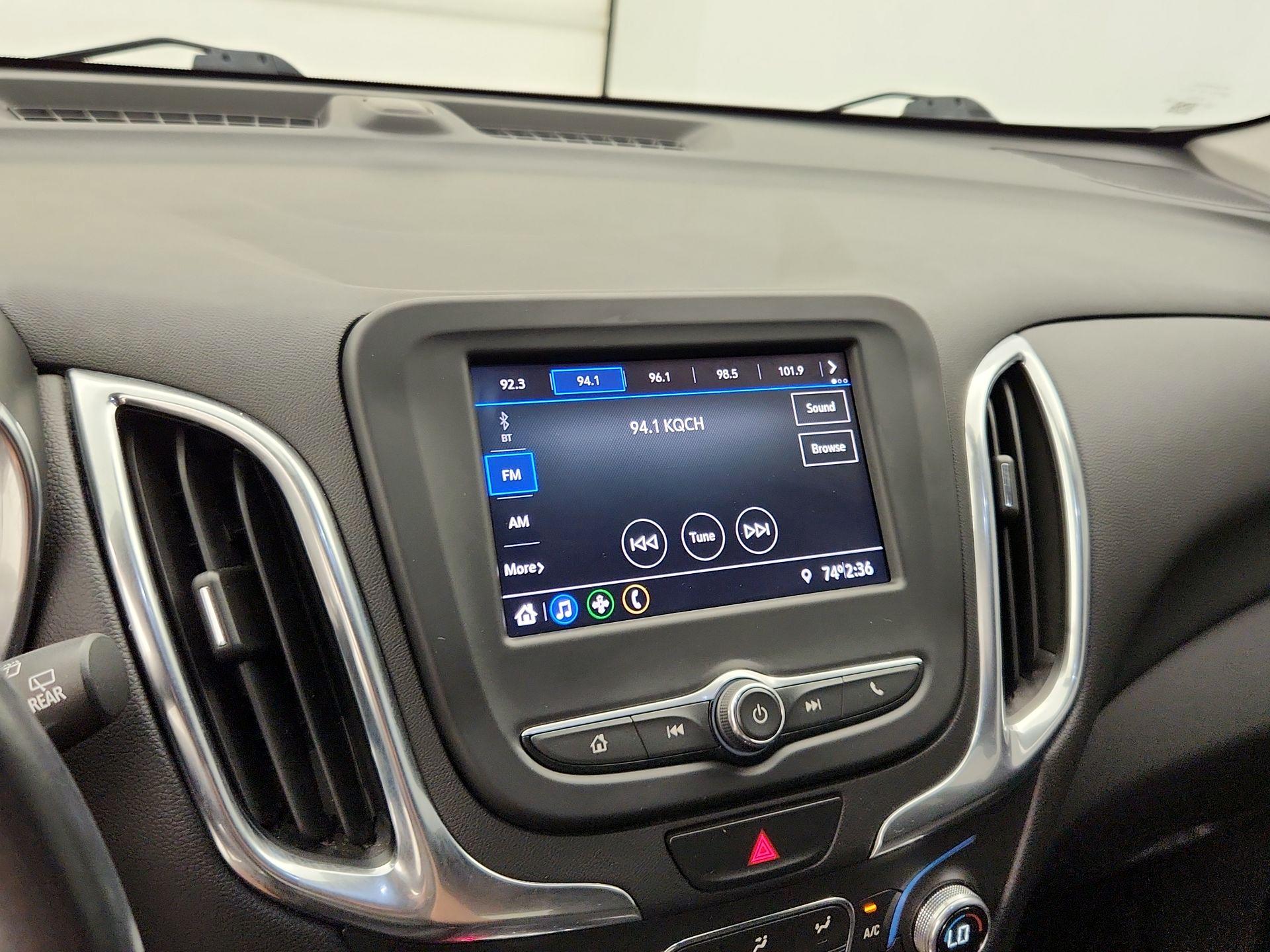 Thumbnail: 2021 Chevrolet Equinox - 15