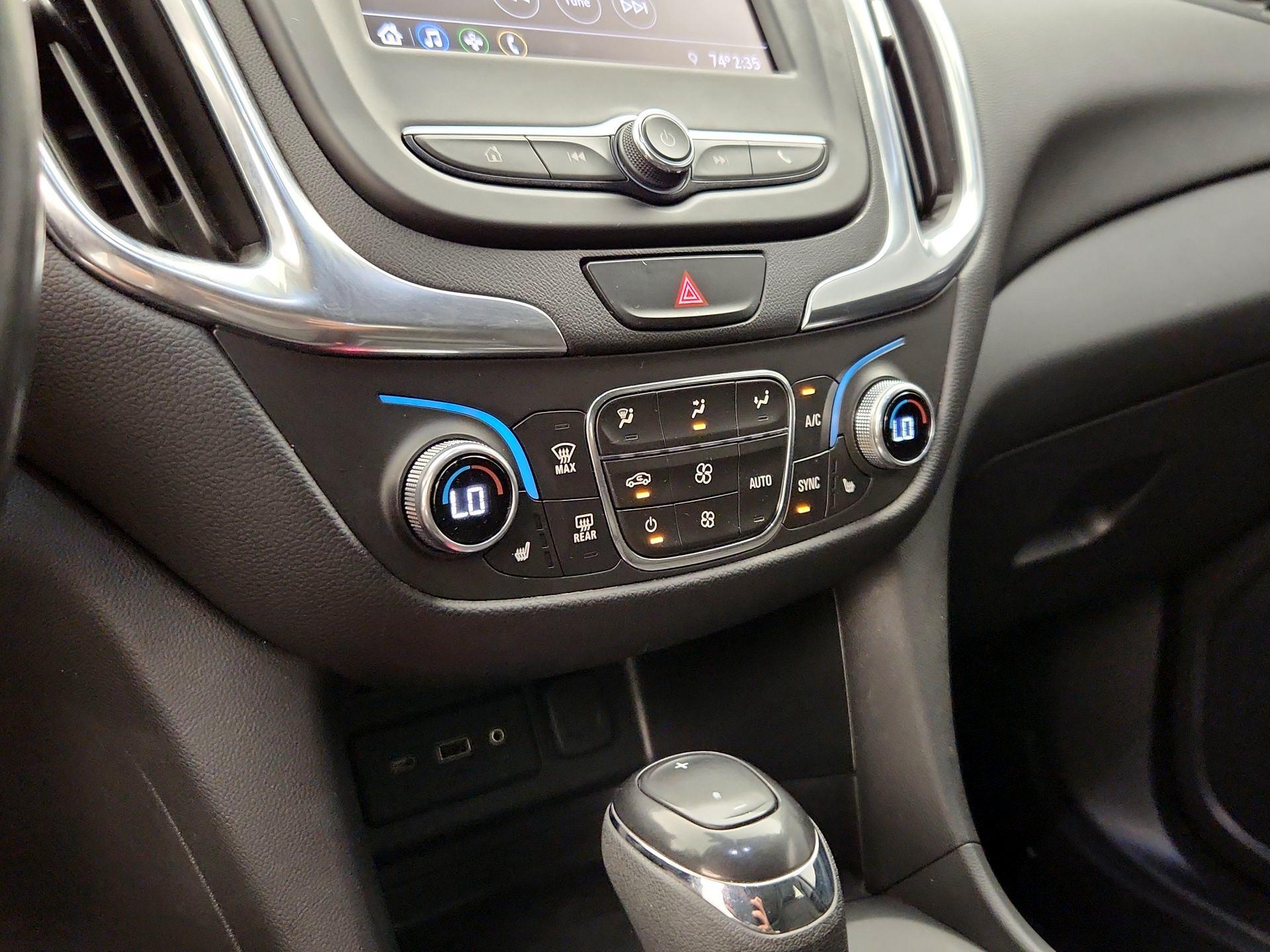 Thumbnail: 2021 Chevrolet Equinox - 16