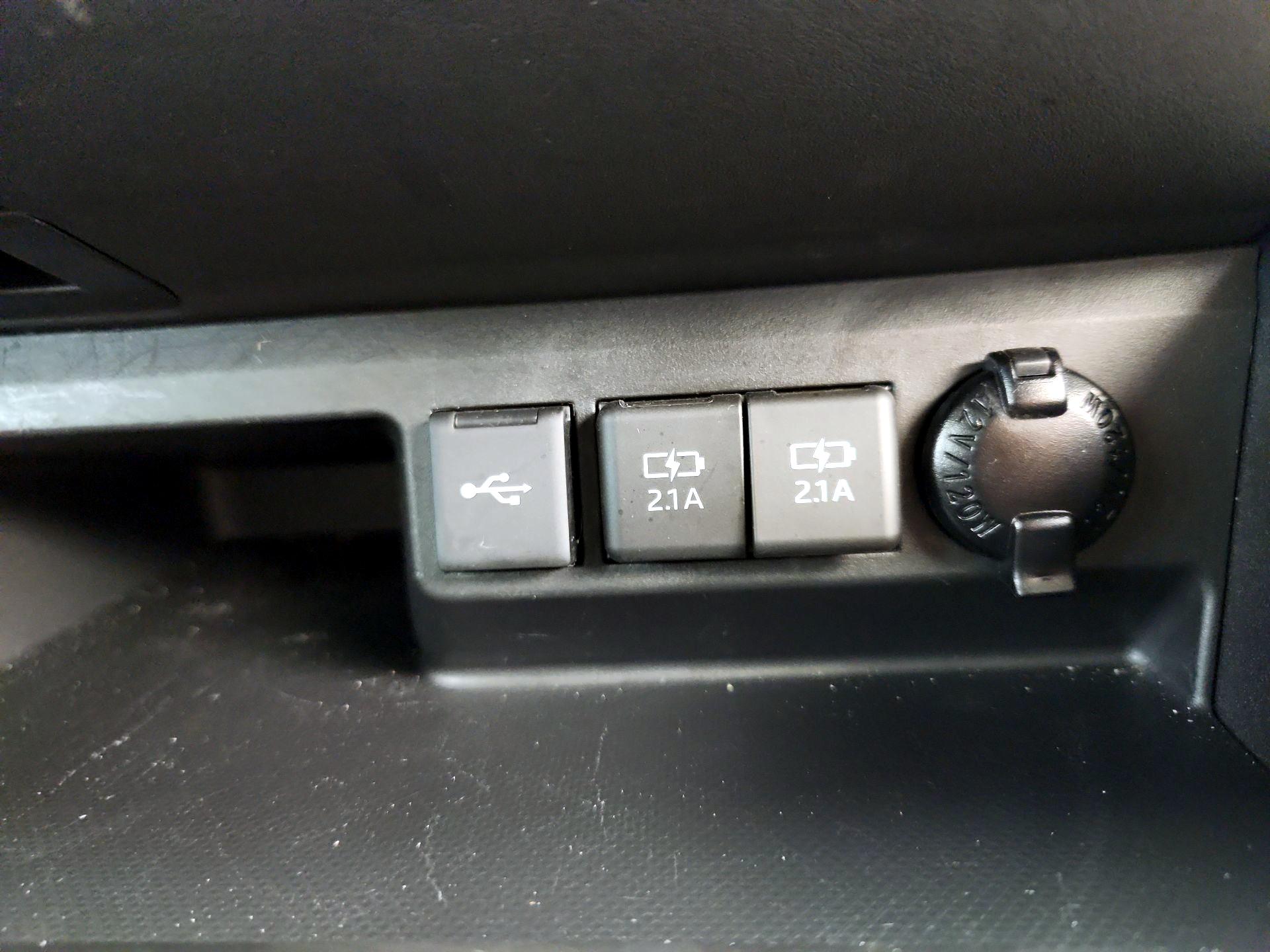 Thumbnail: 2020 Toyota Highlander - 19