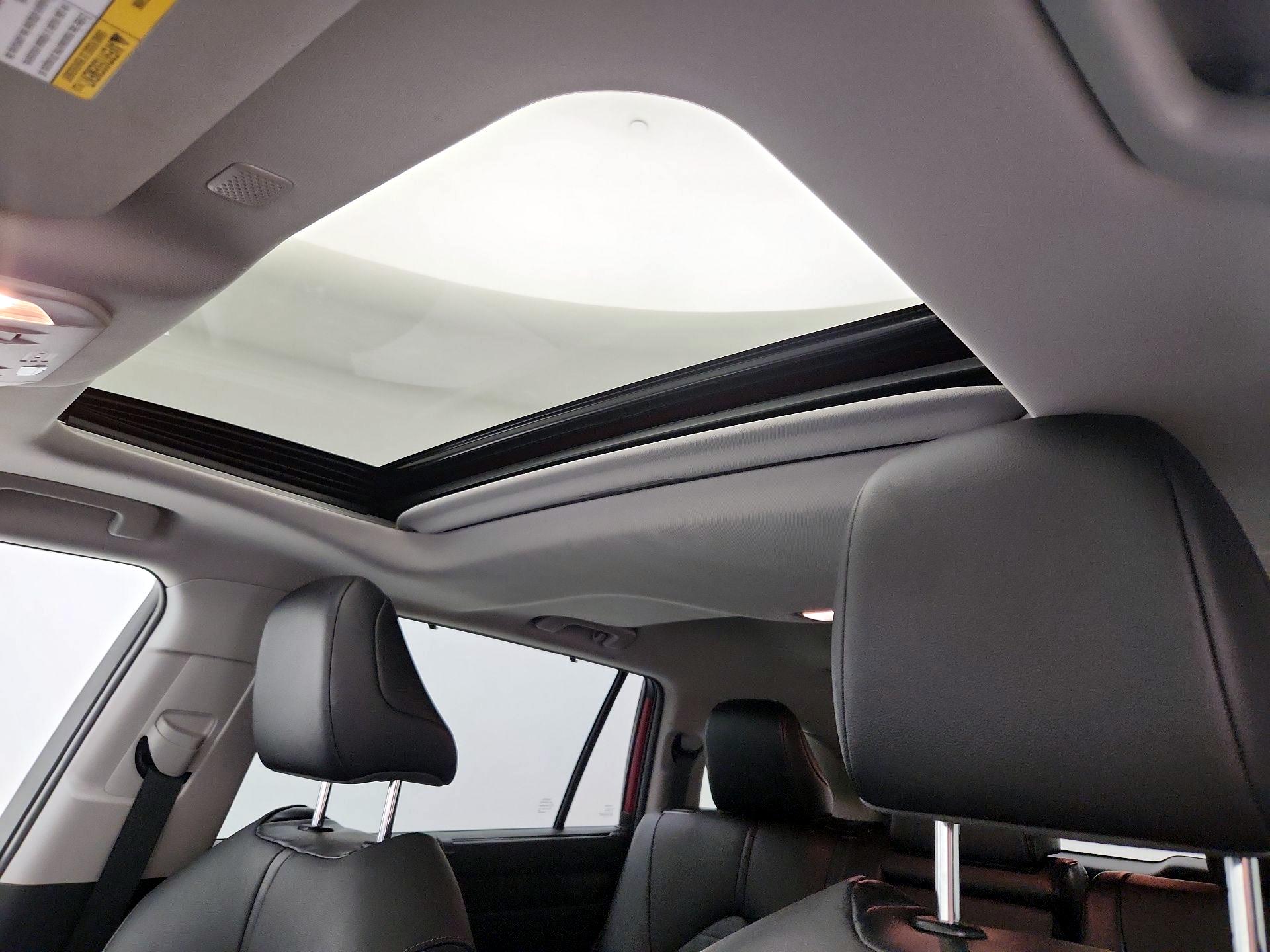 Thumbnail: 2020 Toyota Highlander - 20