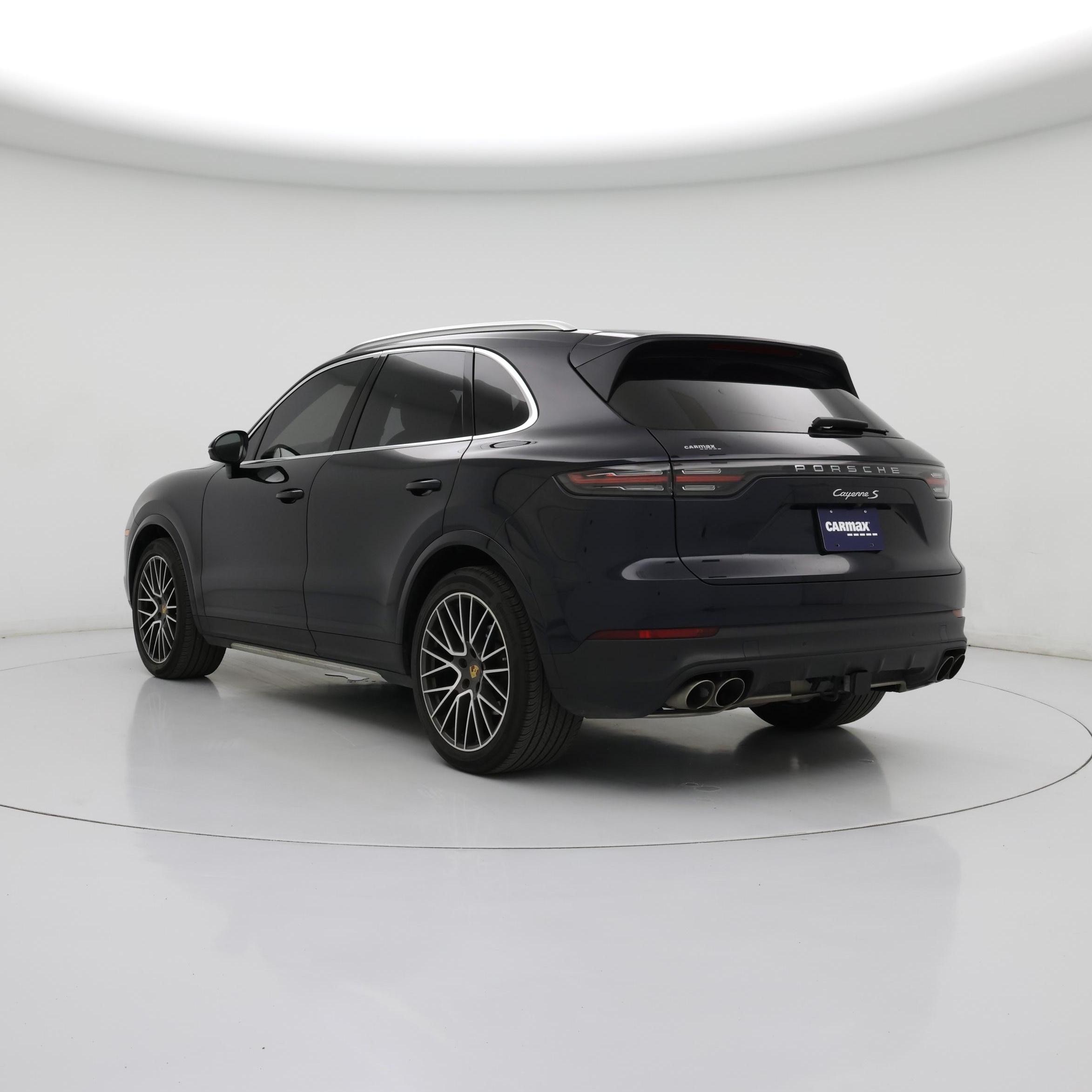 Thumbnail: 2020 Porsche Cayenne - 2