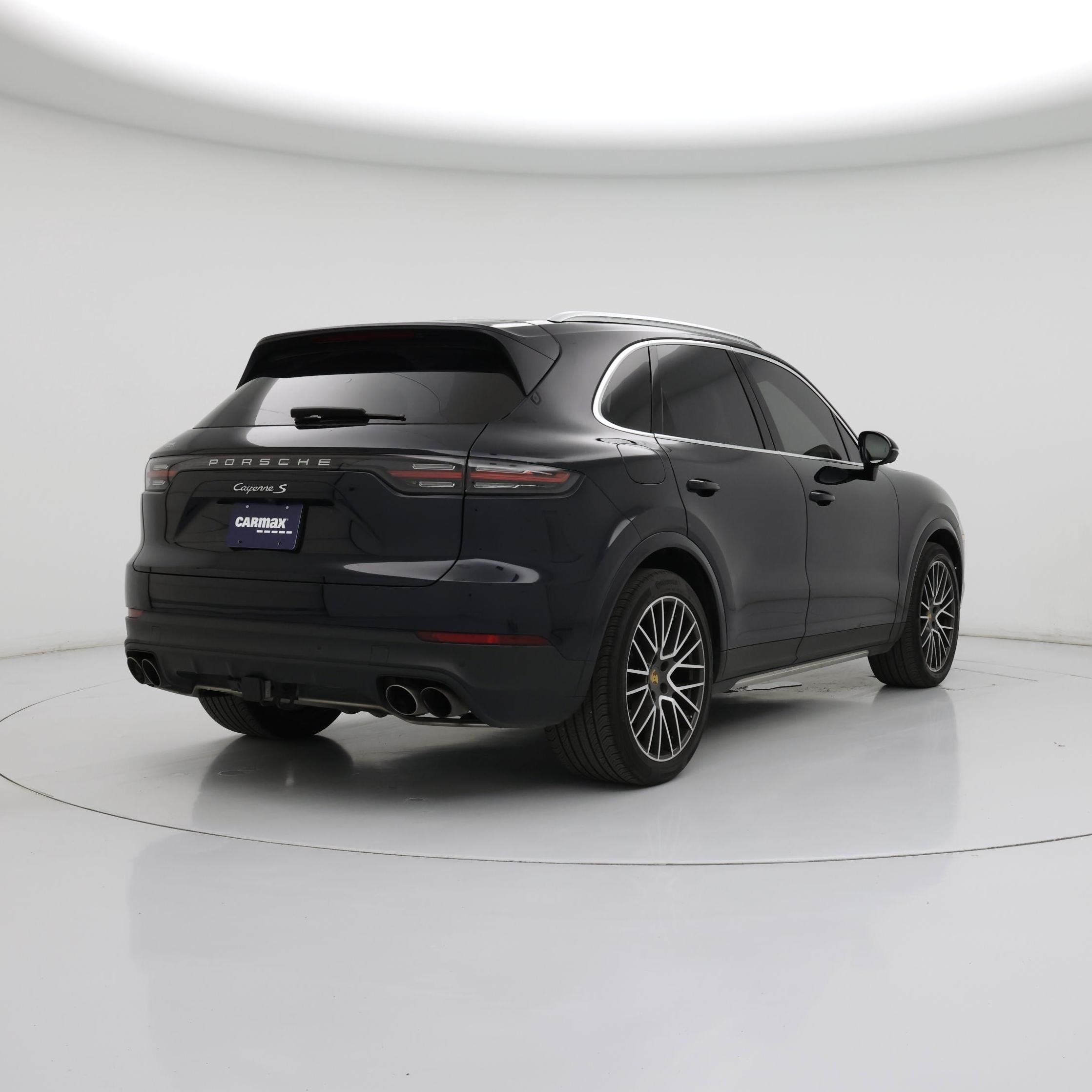 Thumbnail: 2020 Porsche Cayenne - 8