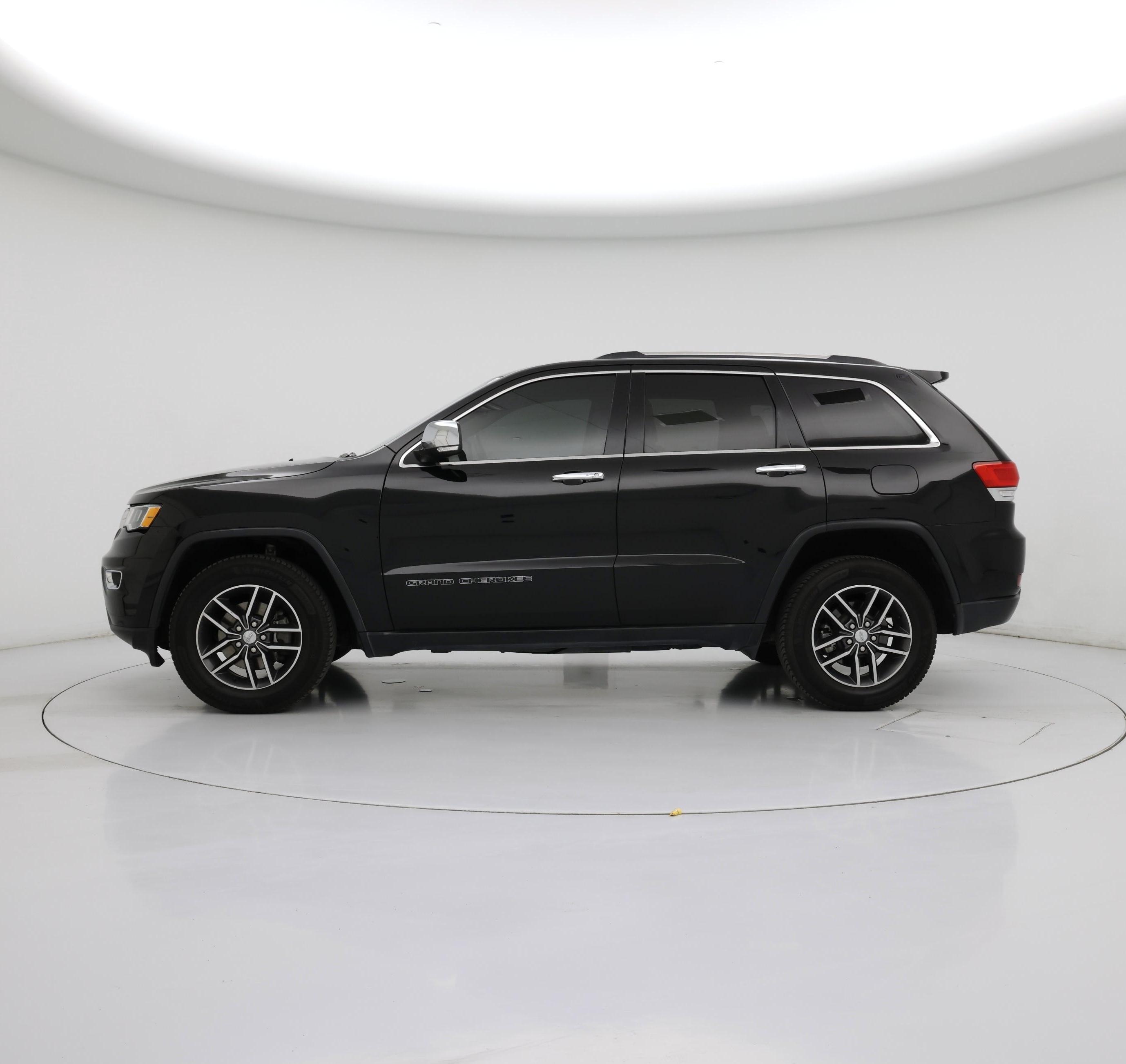 Thumbnail: 2017 Jeep Grand Cherokee - 3