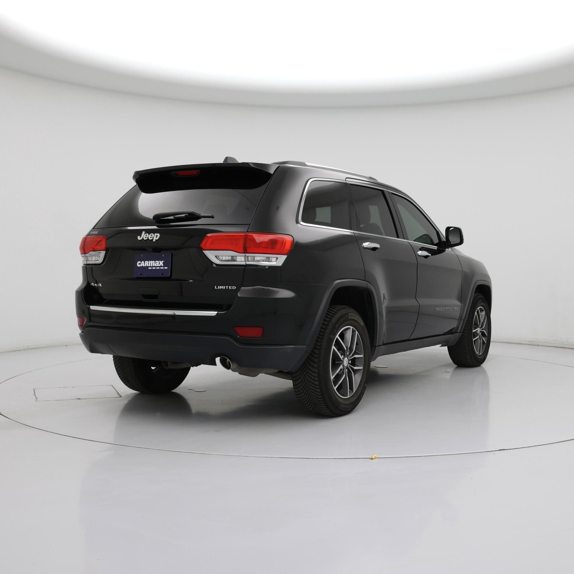 Thumbnail: 2017 Jeep Grand Cherokee - 8
