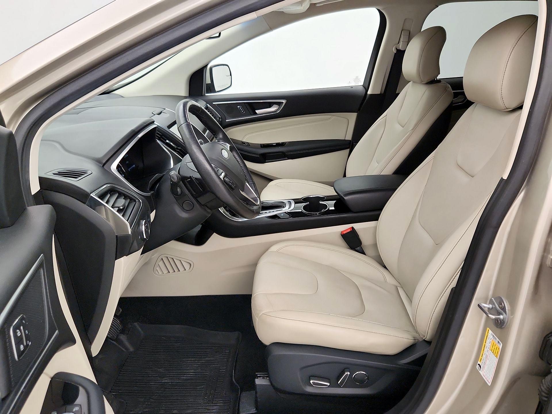 Thumbnail: 2018 Ford Edge - 11
