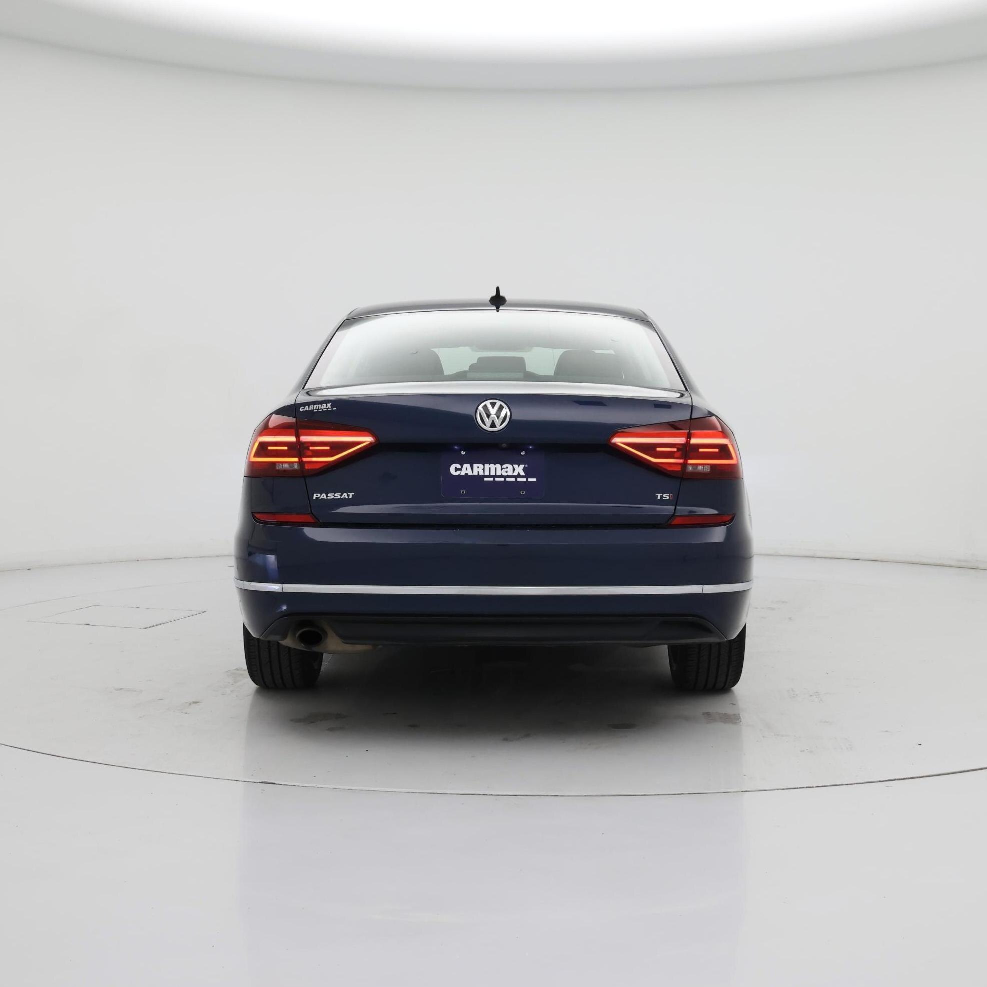 Thumbnail: 2018 Volkswagen Passat - 6