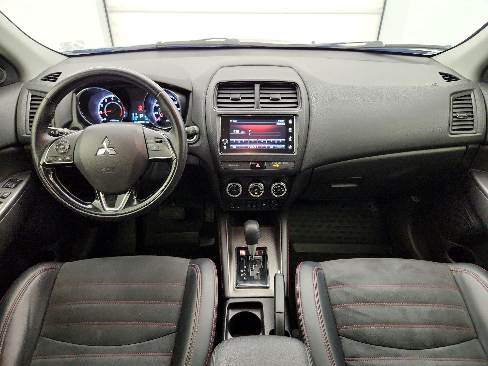 Thumbnail: 2018 Mitsubishi Outlander Sport - 9