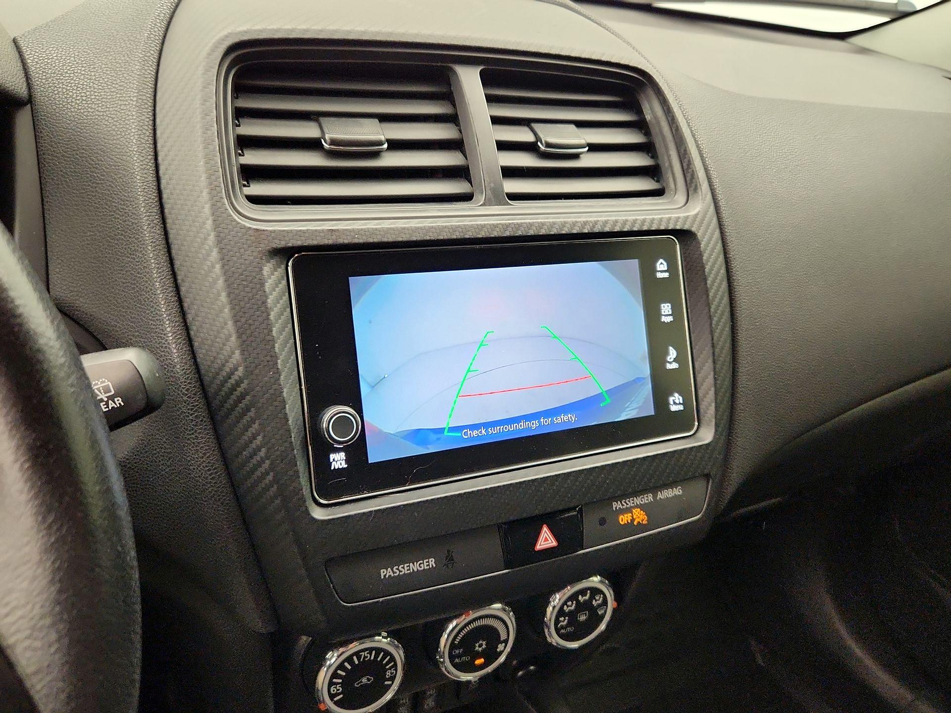 Thumbnail: 2018 Mitsubishi Outlander Sport - 14