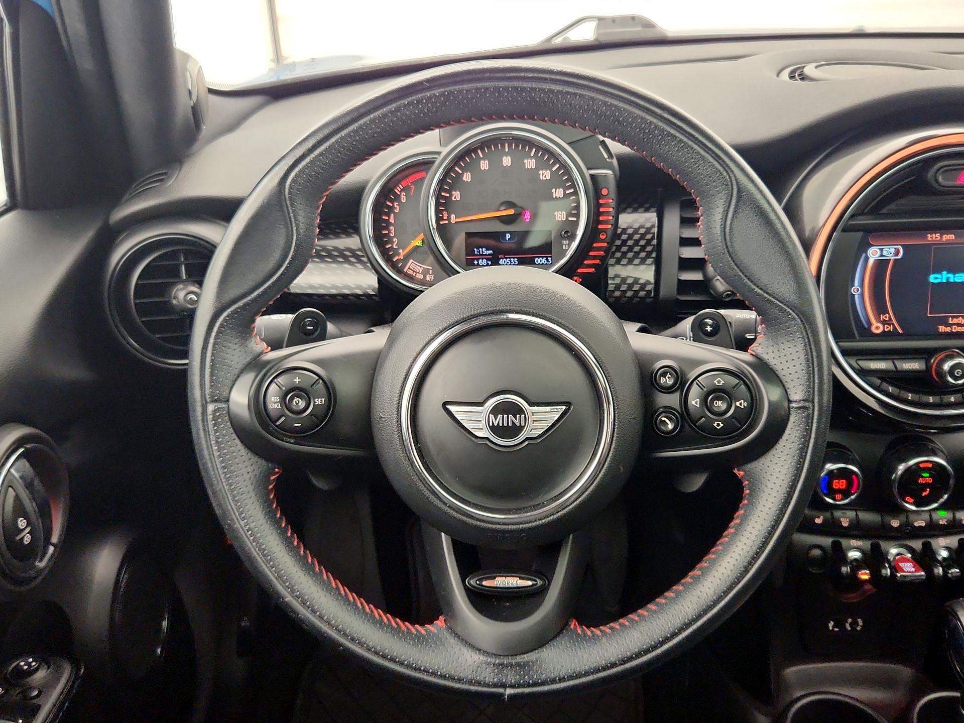 Thumbnail: 2017 MINI Cooper Hardtop - 10