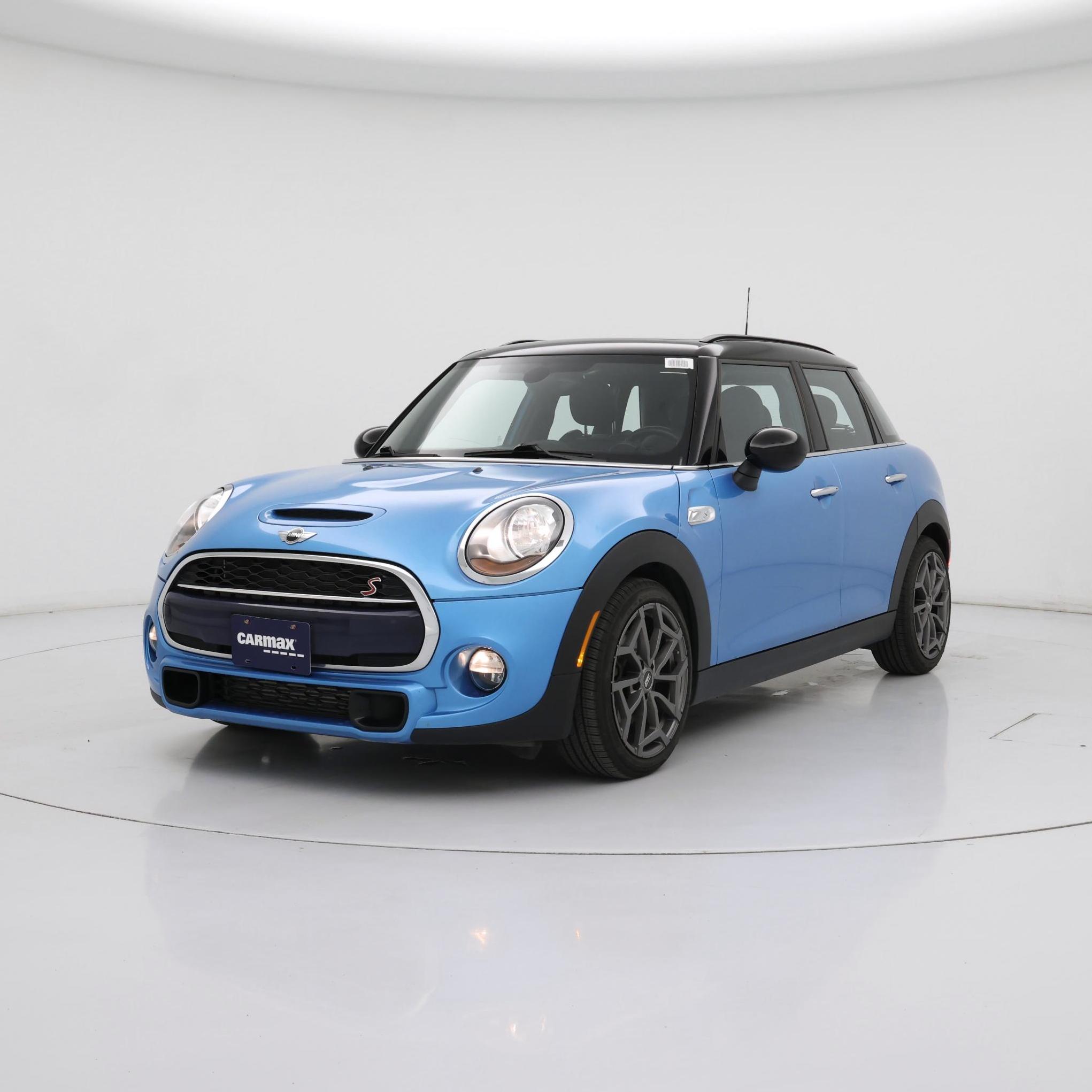 Thumbnail: 2017 MINI Cooper Hardtop - 4