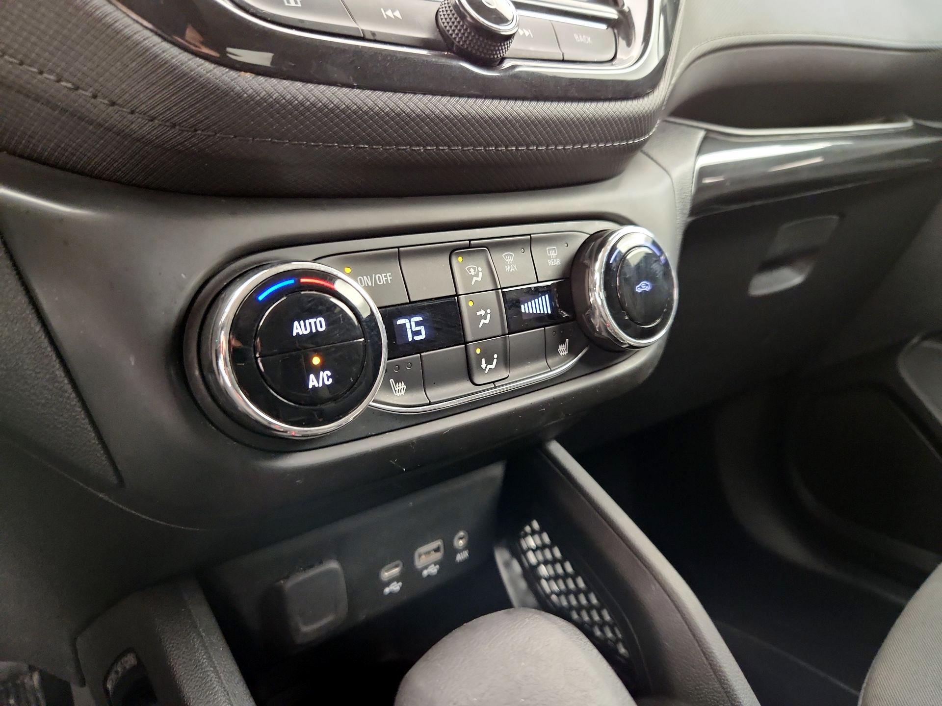 Thumbnail: 2023 Chevrolet TrailBlazer - 16