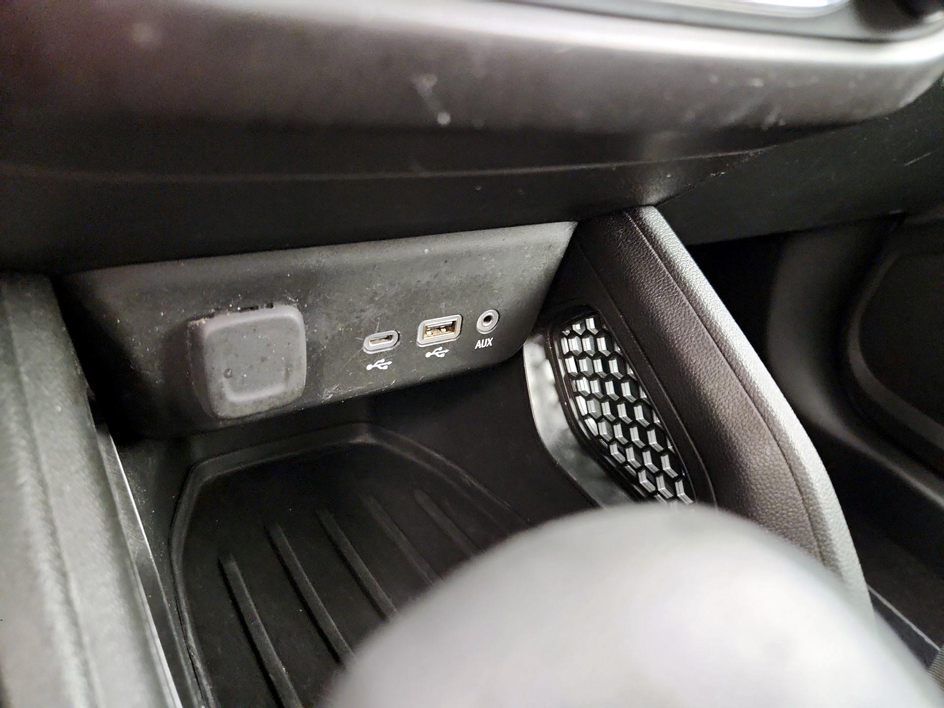 Thumbnail: 2023 Chevrolet TrailBlazer - 18