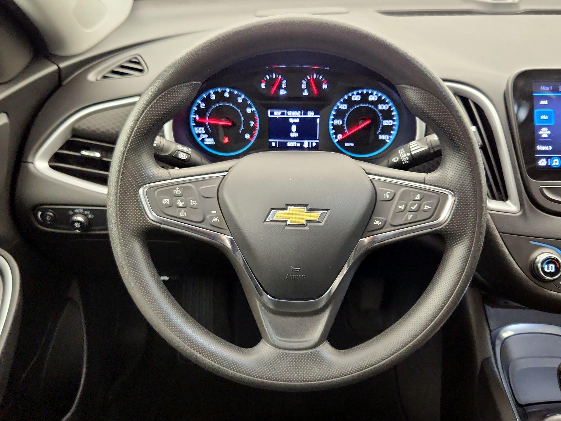 Thumbnail: 2023 Chevrolet Malibu - 10