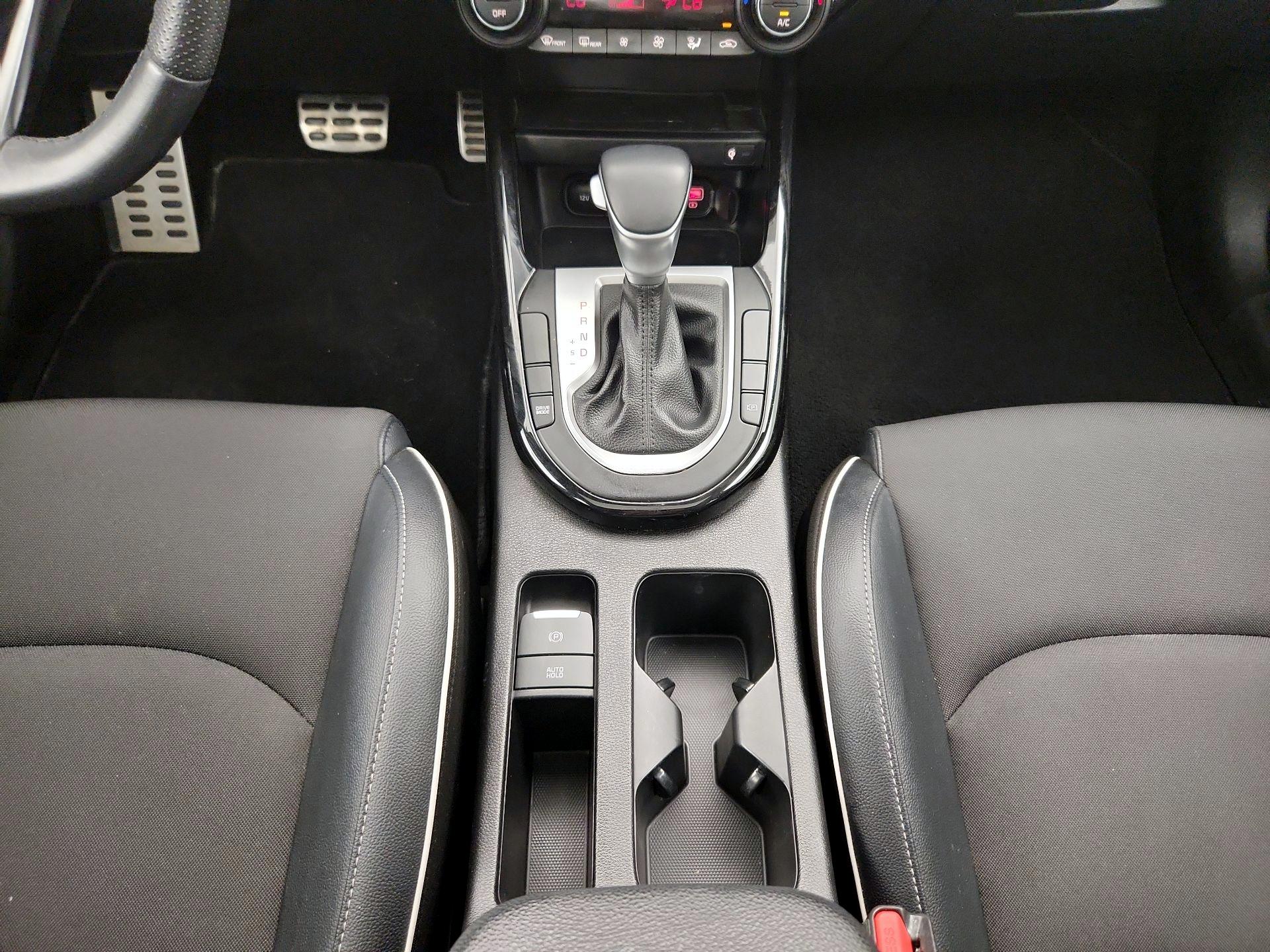 Thumbnail: 2023 Kia Forte - 18