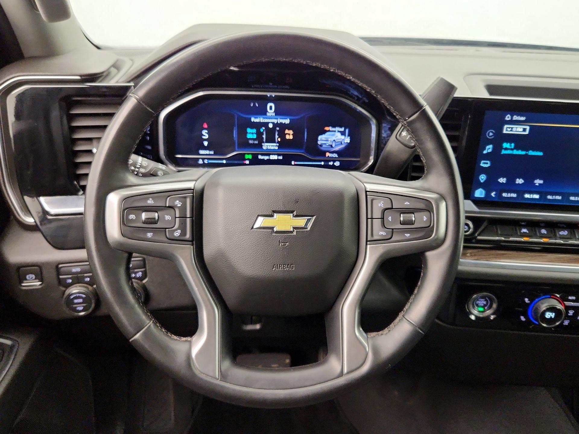 Thumbnail: 2023 Chevrolet Silverado 1500 - 10