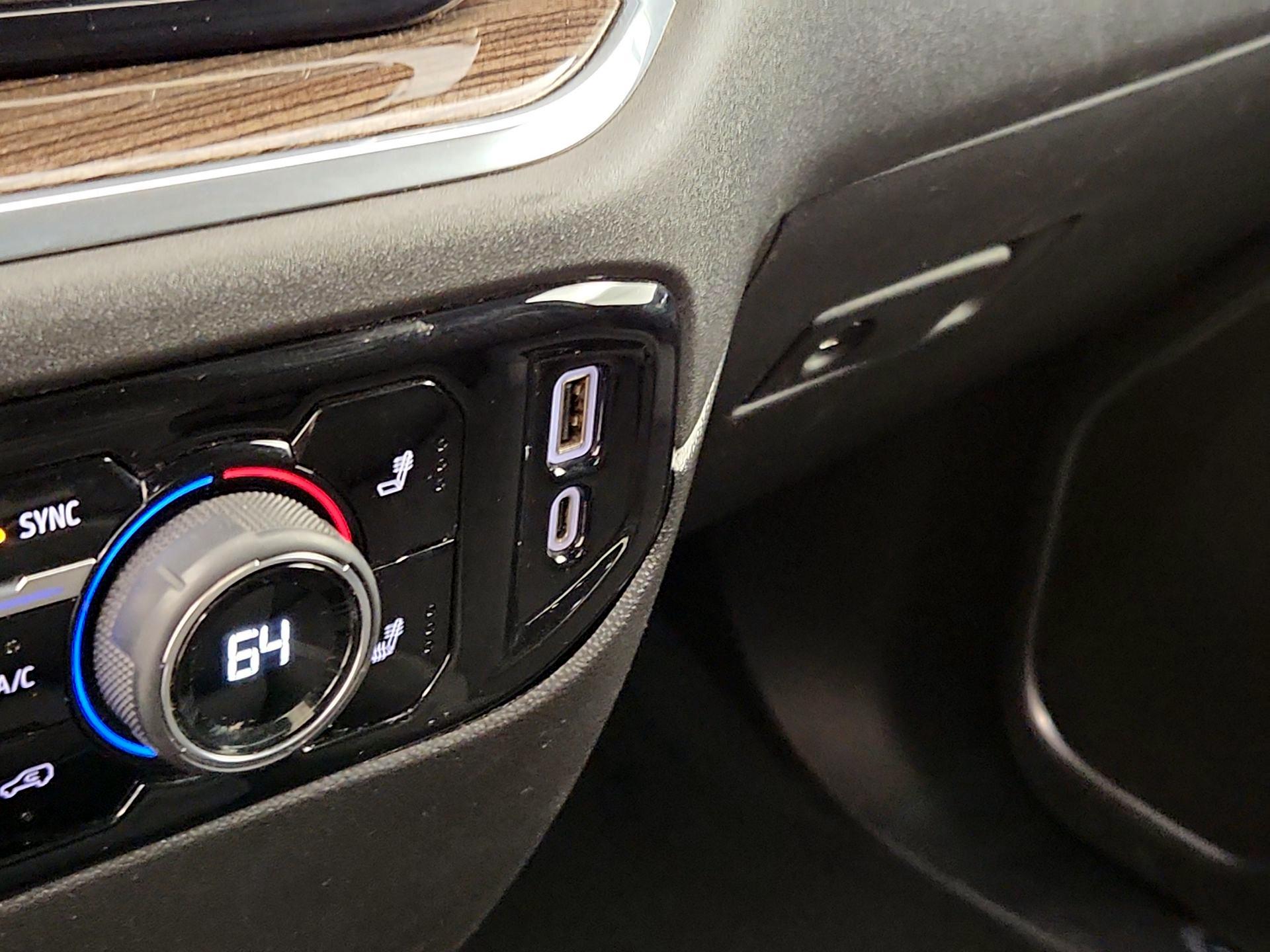 Thumbnail: 2023 Chevrolet Silverado 1500 - 18