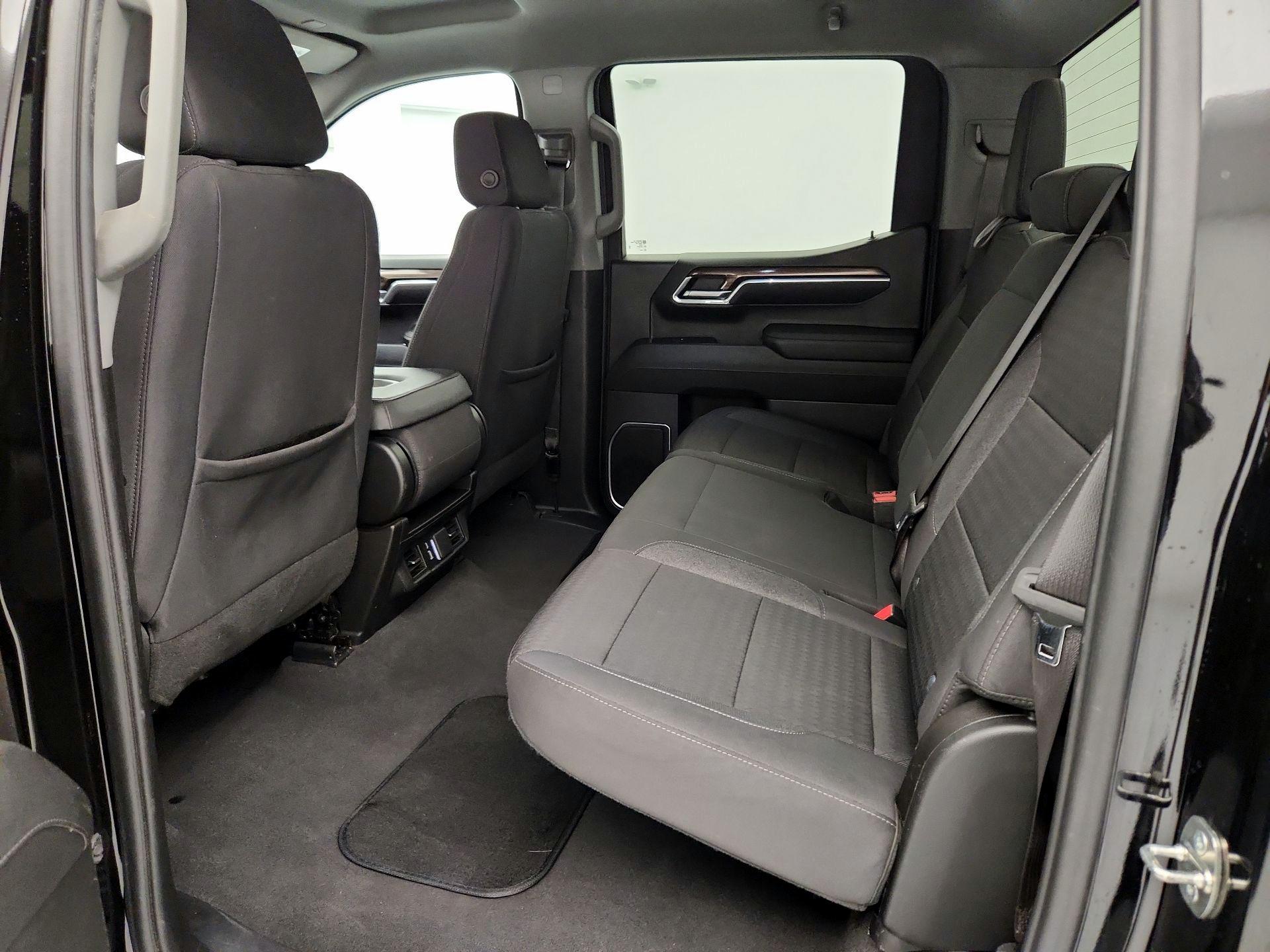 Thumbnail: 2023 Chevrolet Silverado 1500 - 19