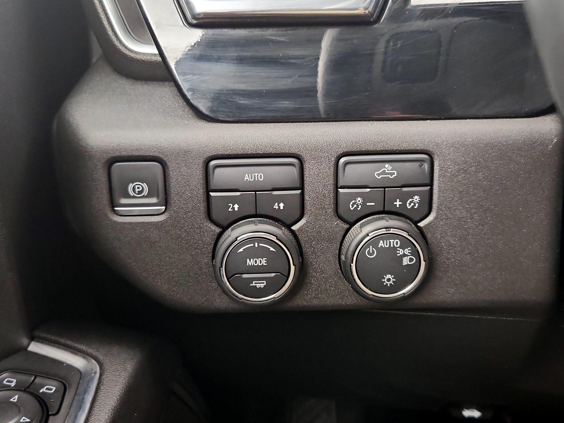 Thumbnail: 2023 Chevrolet Silverado 1500 - 13