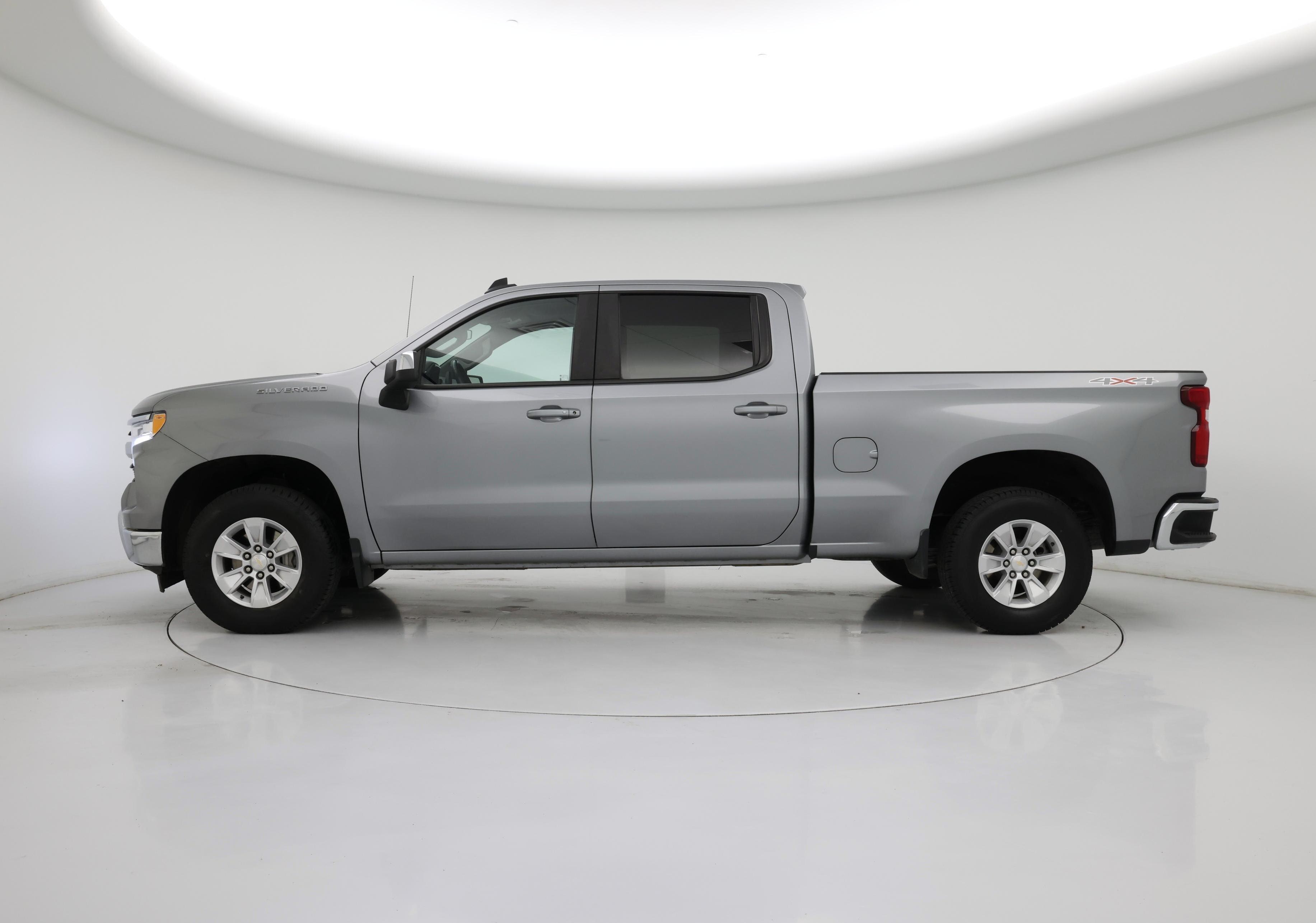 Thumbnail: 2023 Chevrolet Silverado 1500 - 3