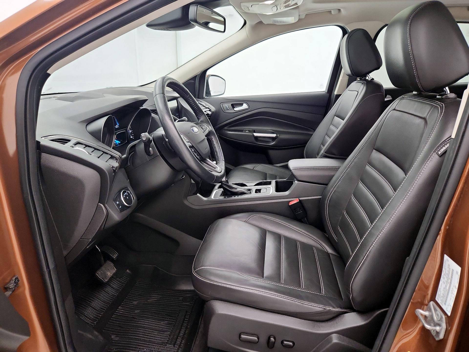 Thumbnail: 2017 Ford Escape - 11