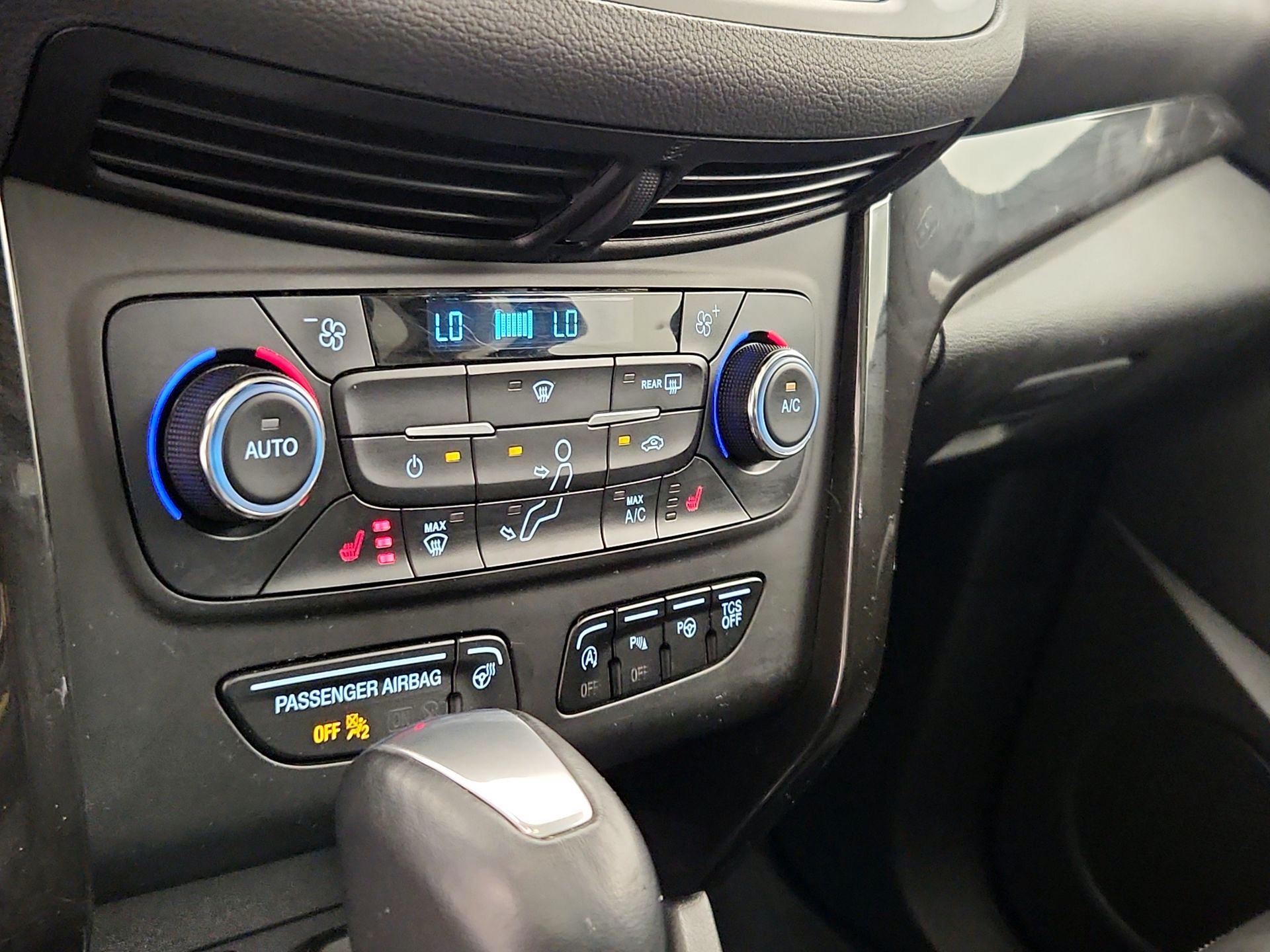 Thumbnail: 2017 Ford Escape - 17