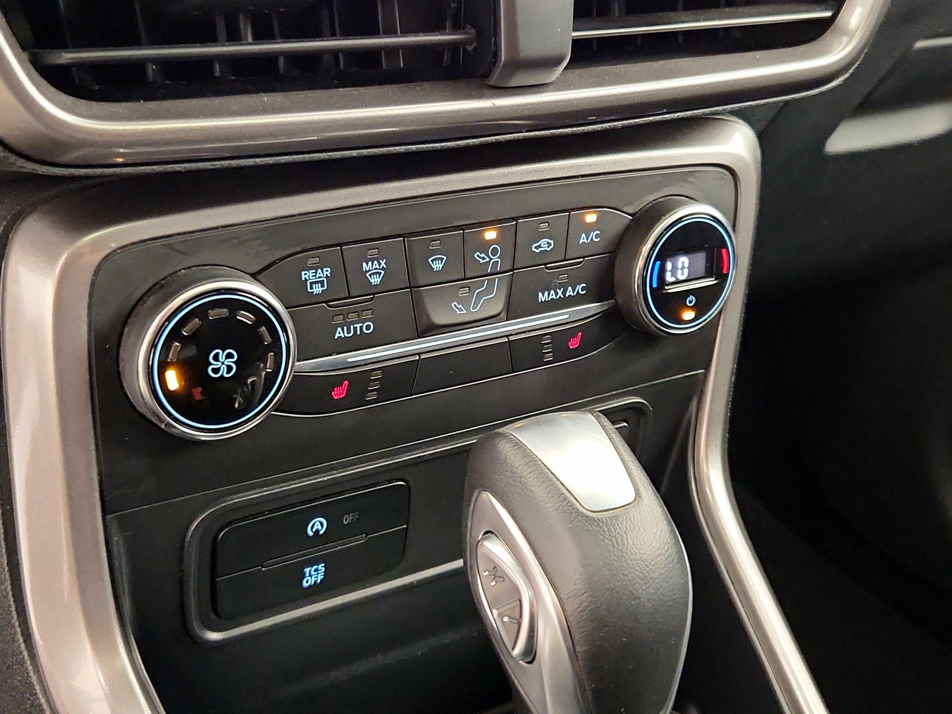 Thumbnail: 2019 Ford EcoSport - 16