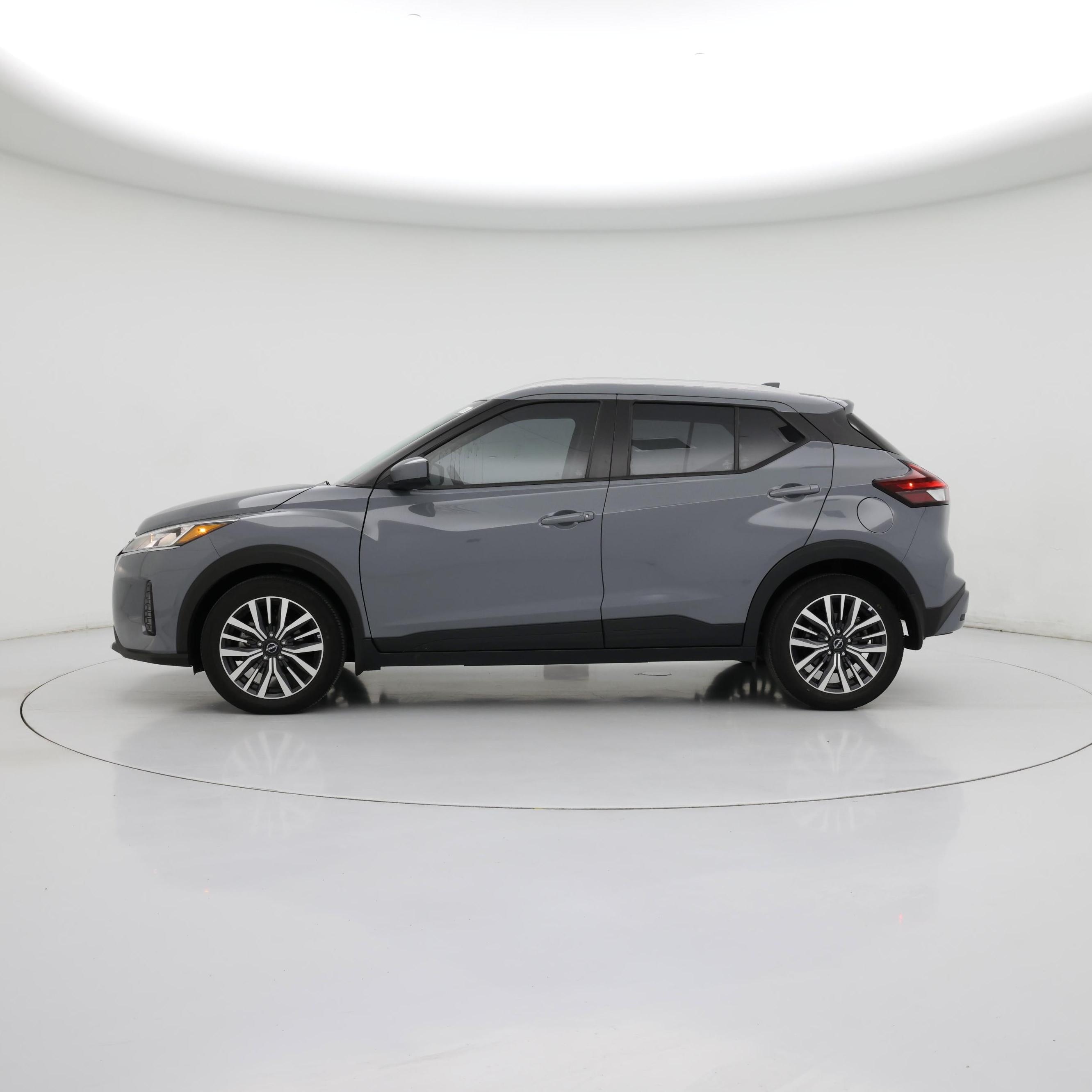 Thumbnail: 2022 Nissan Kicks - 3