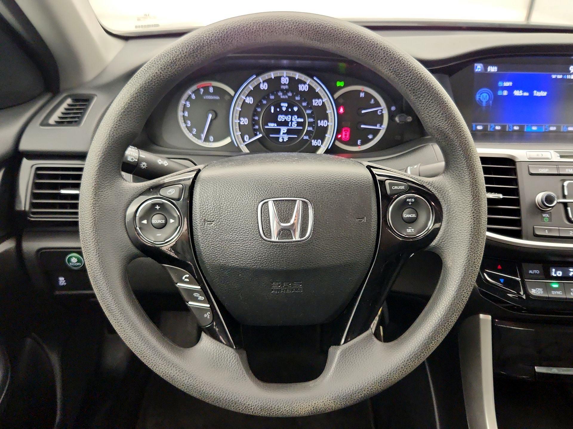 Thumbnail: 2017 Honda Accord - 10