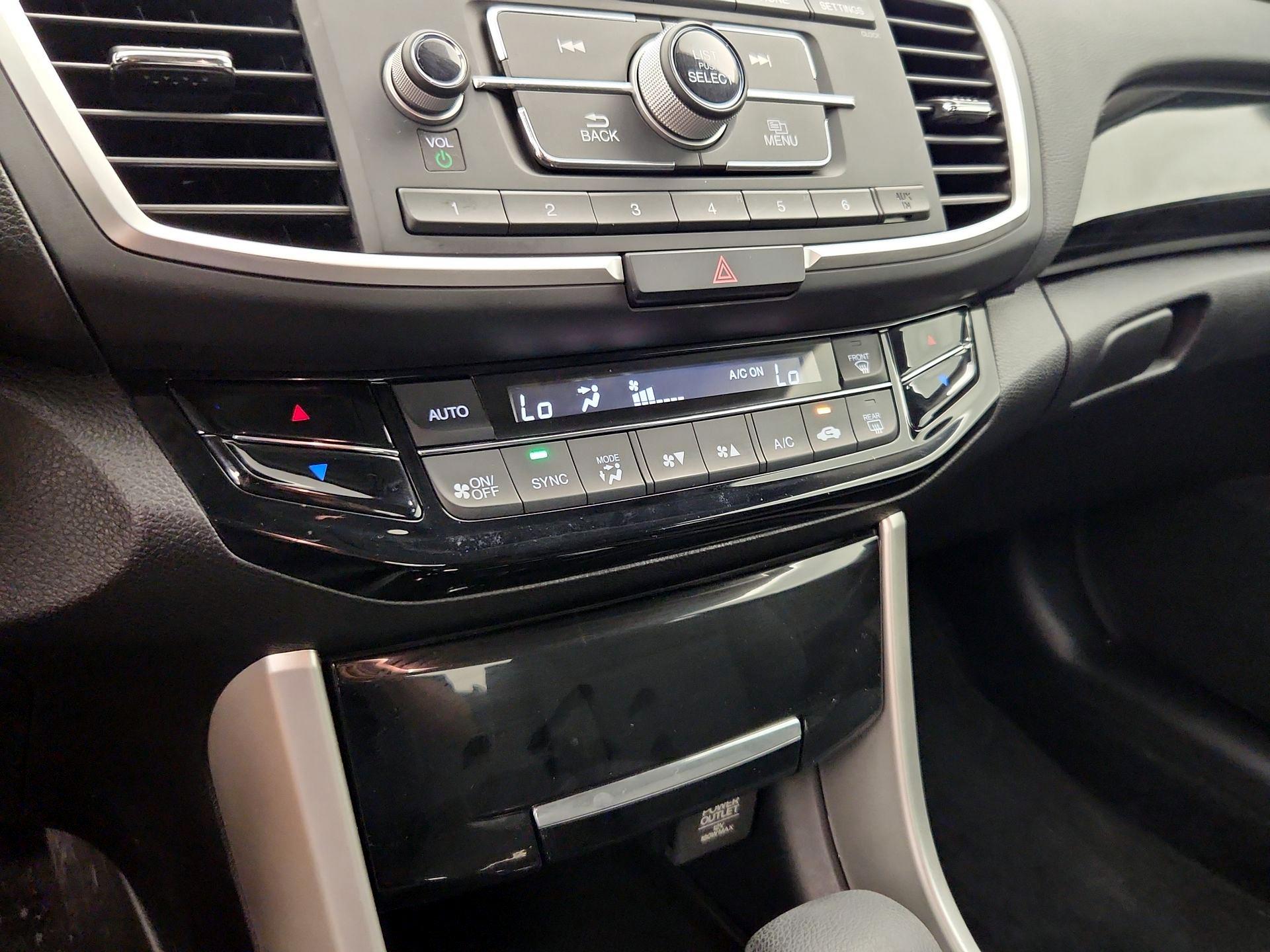 Thumbnail: 2017 Honda Accord - 16