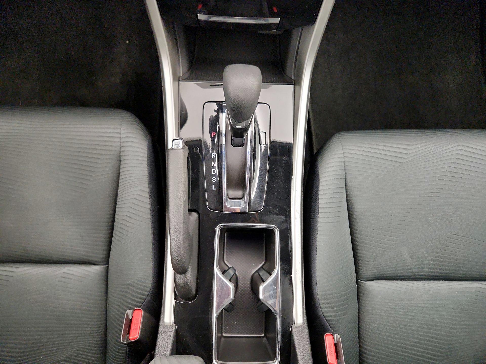 Thumbnail: 2017 Honda Accord - 17