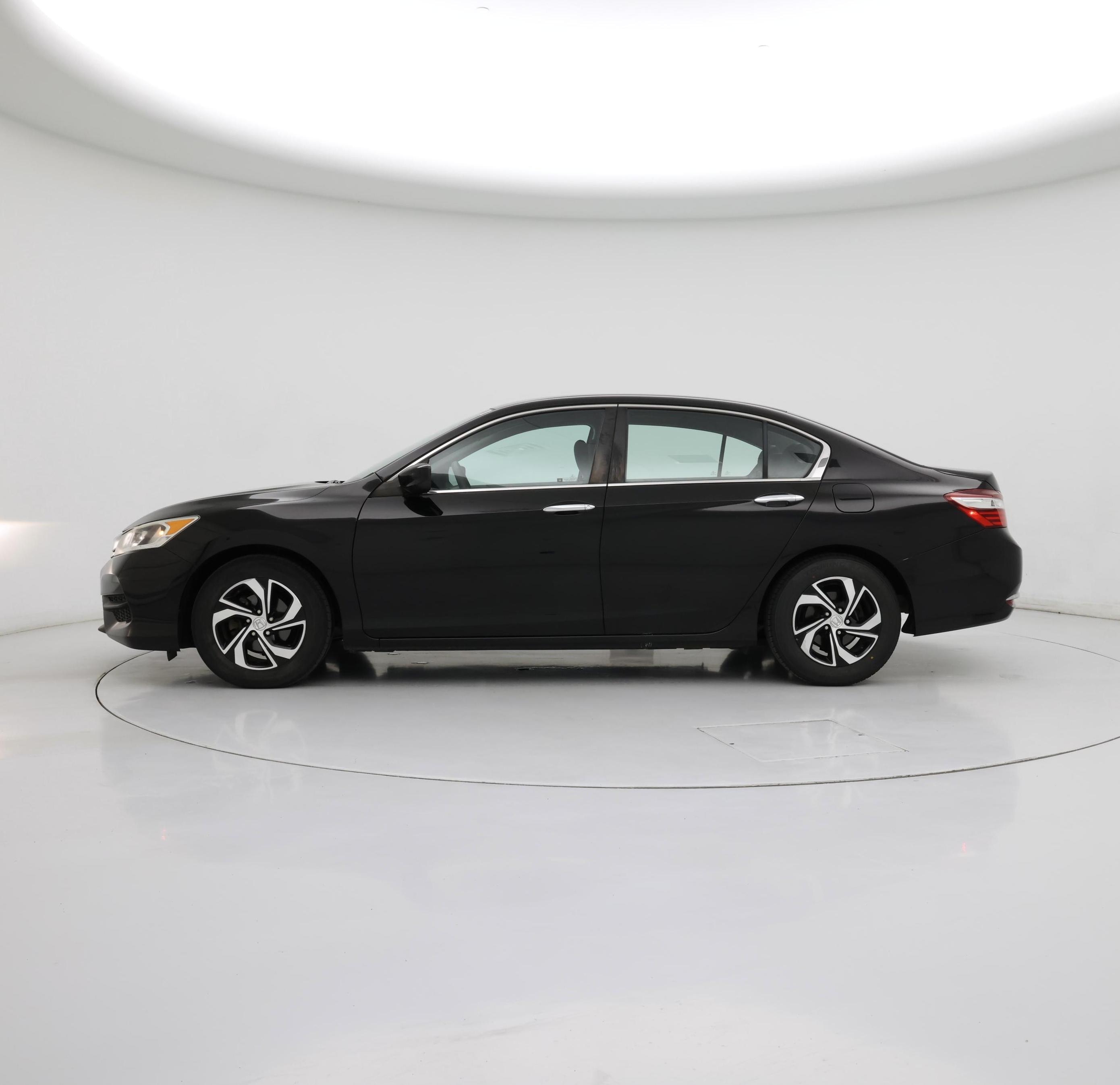 Thumbnail: 2017 Honda Accord - 3
