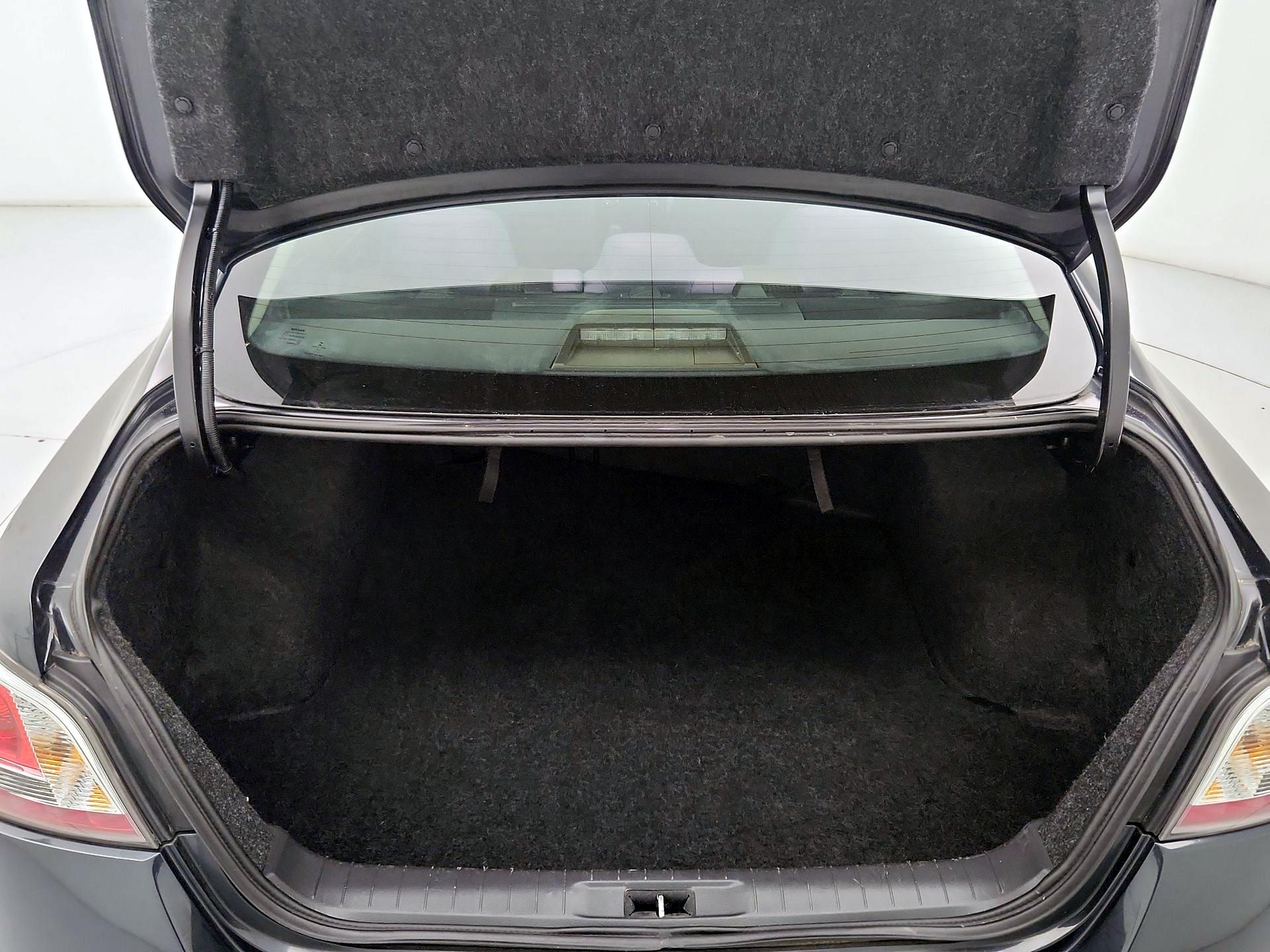Thumbnail: 2015 Nissan Altima - 20