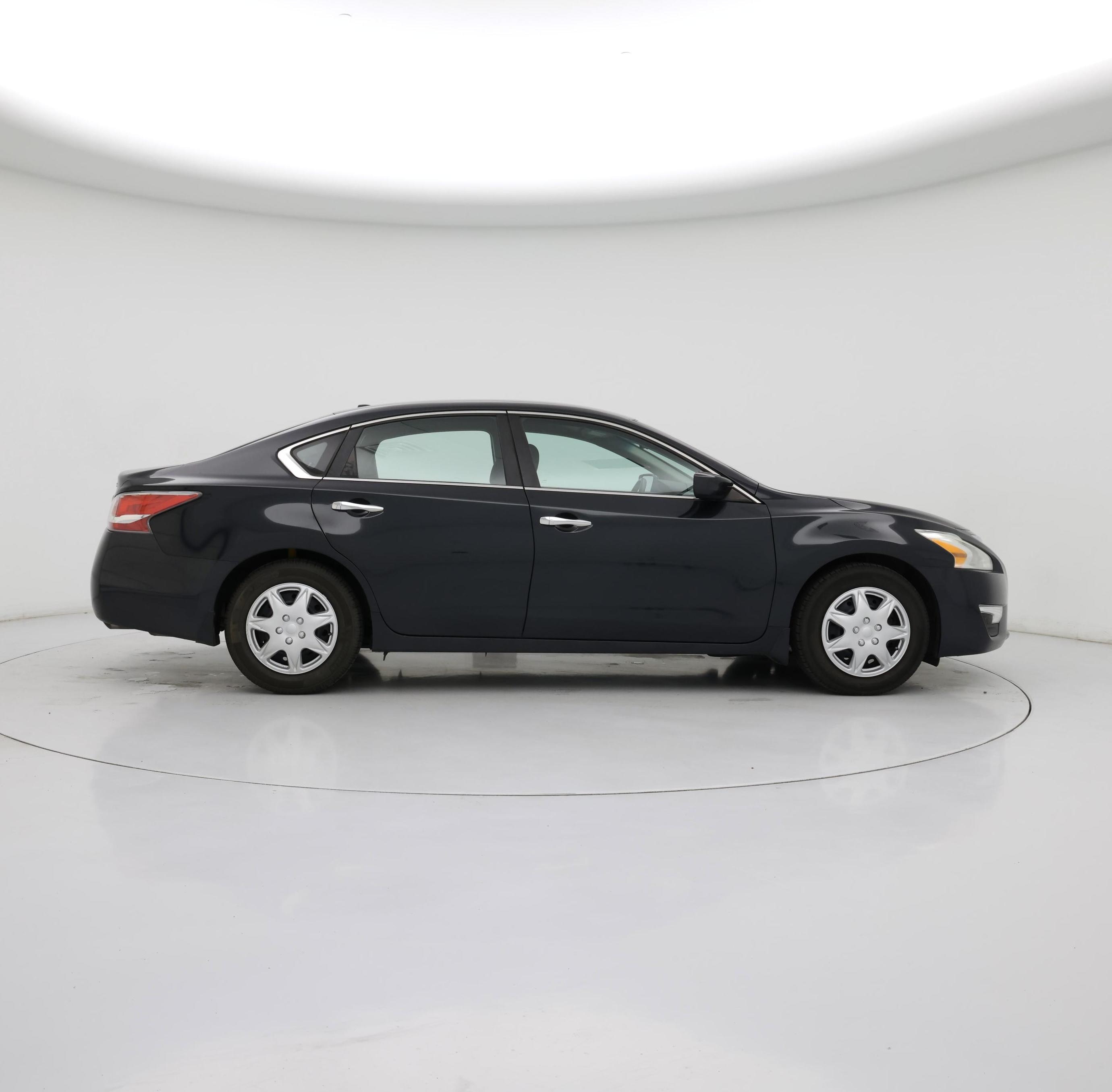 Thumbnail: 2015 Nissan Altima - 7