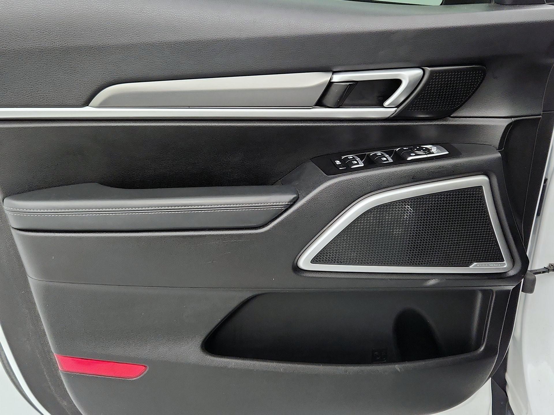 Thumbnail: 2020 Kia Telluride - 12