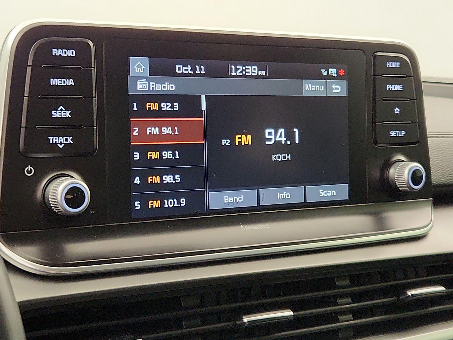 Thumbnail: 2020 Kia Telluride - 15