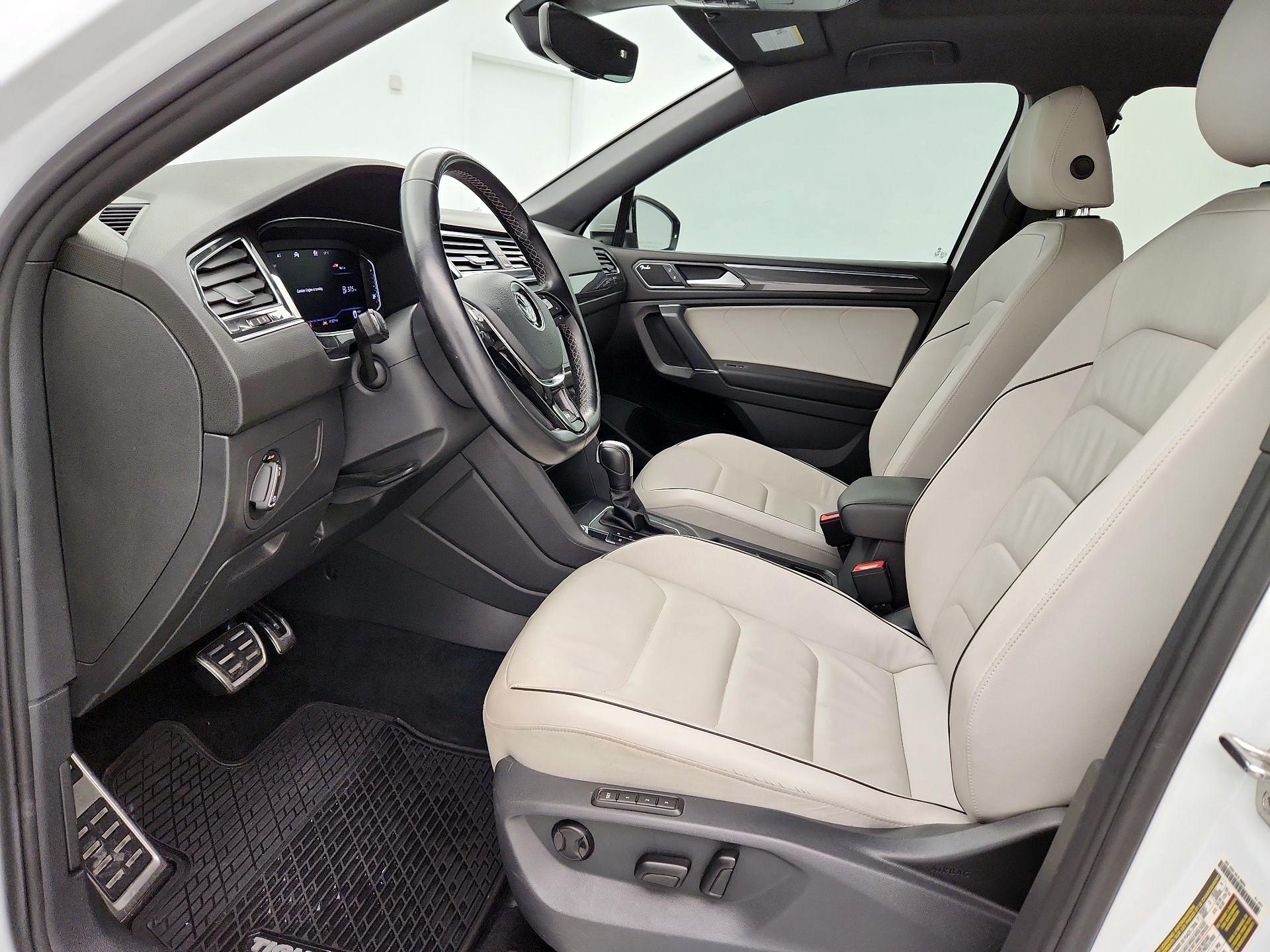 Thumbnail: 2020 Volkswagen Tiguan - 11