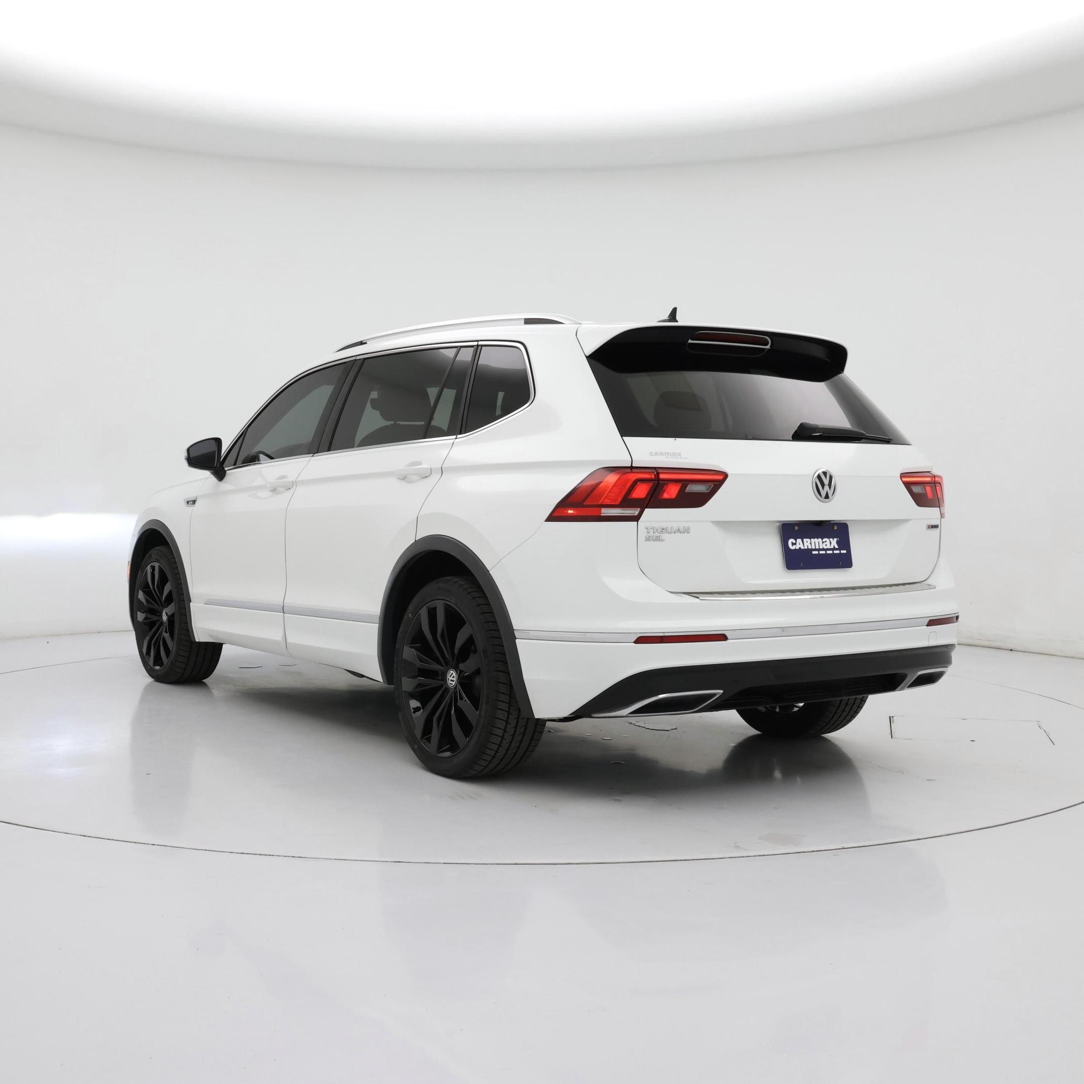 Thumbnail: 2020 Volkswagen Tiguan - 2