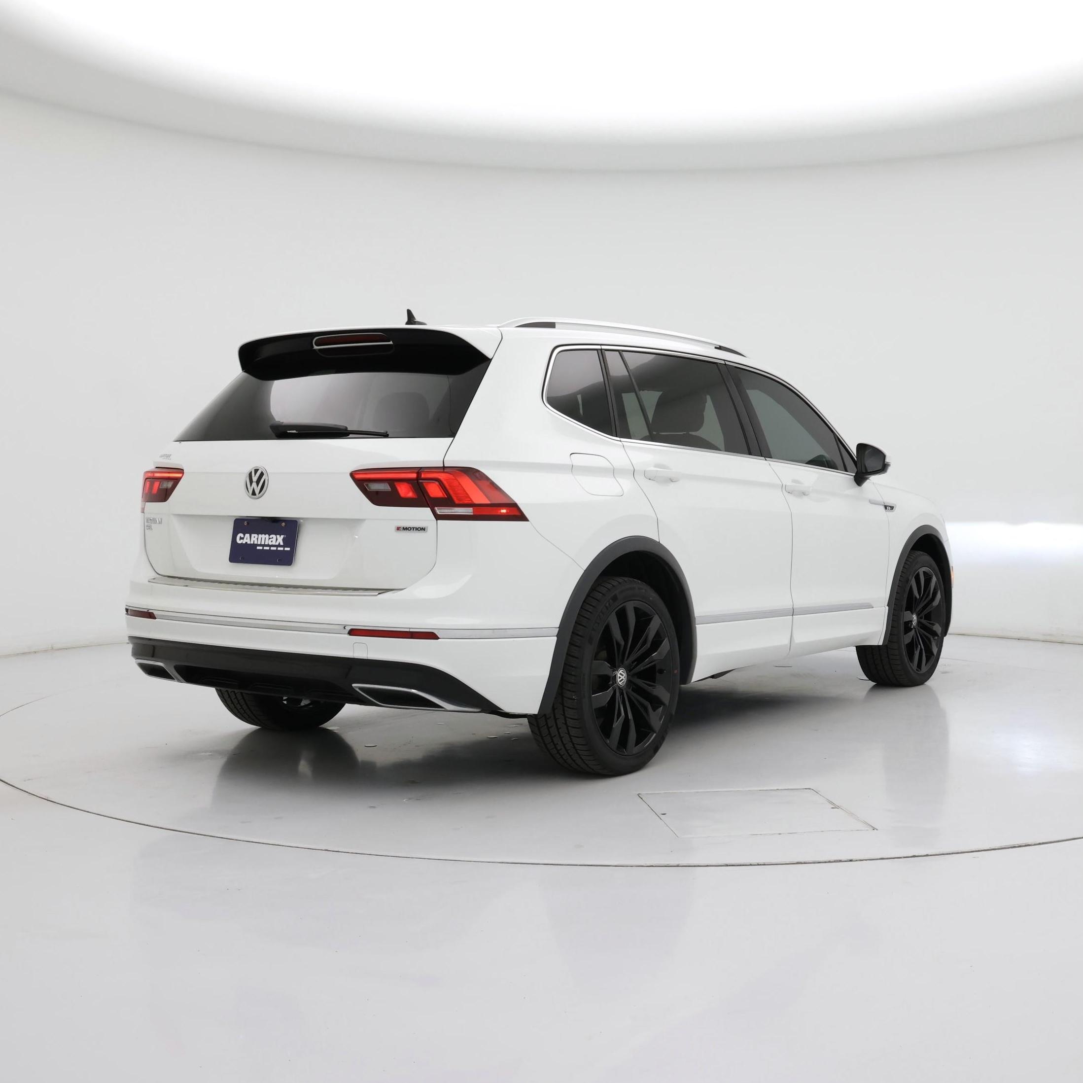 Thumbnail: 2020 Volkswagen Tiguan - 8