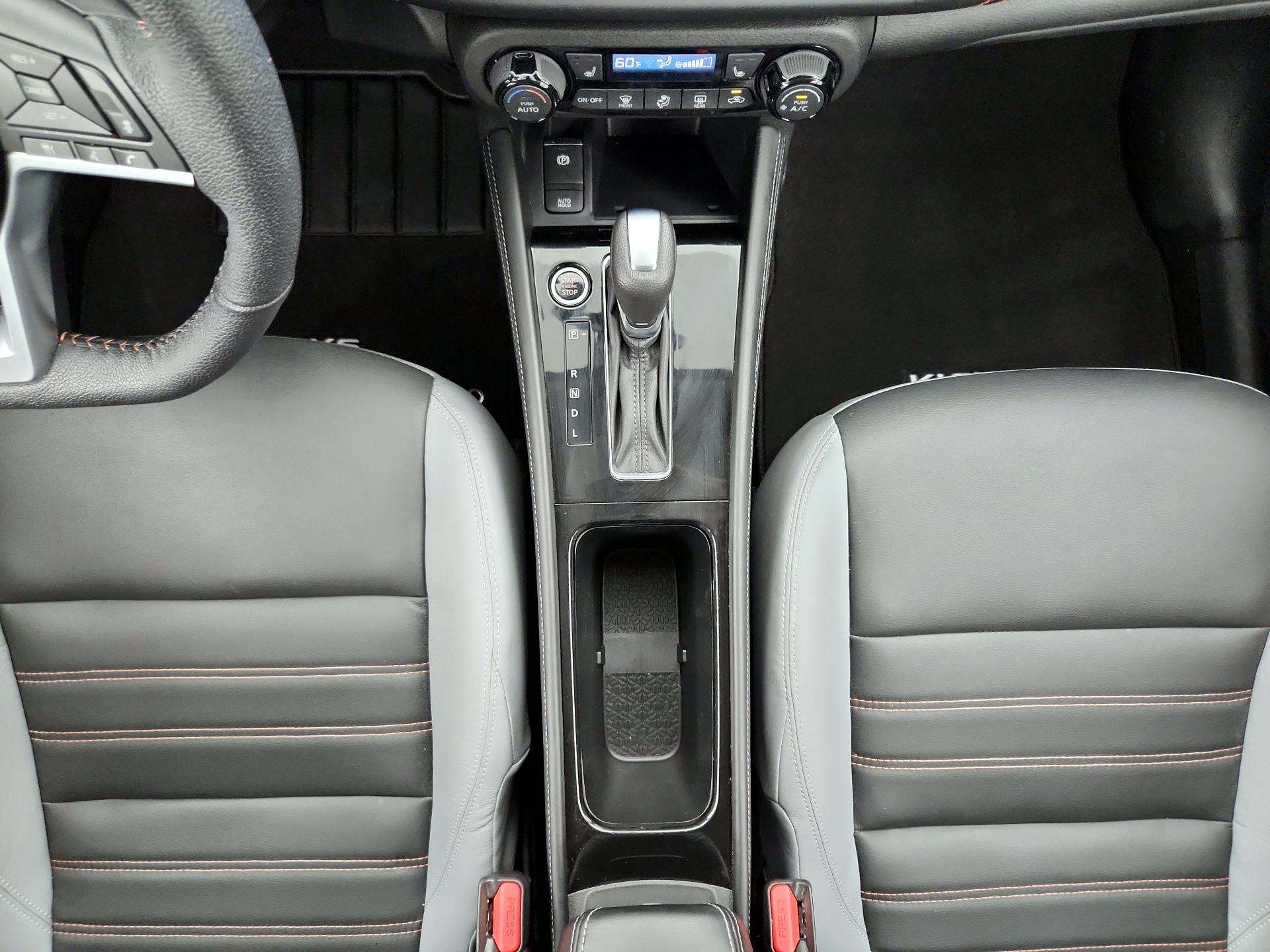 Thumbnail: 2021 Nissan Kicks - 17