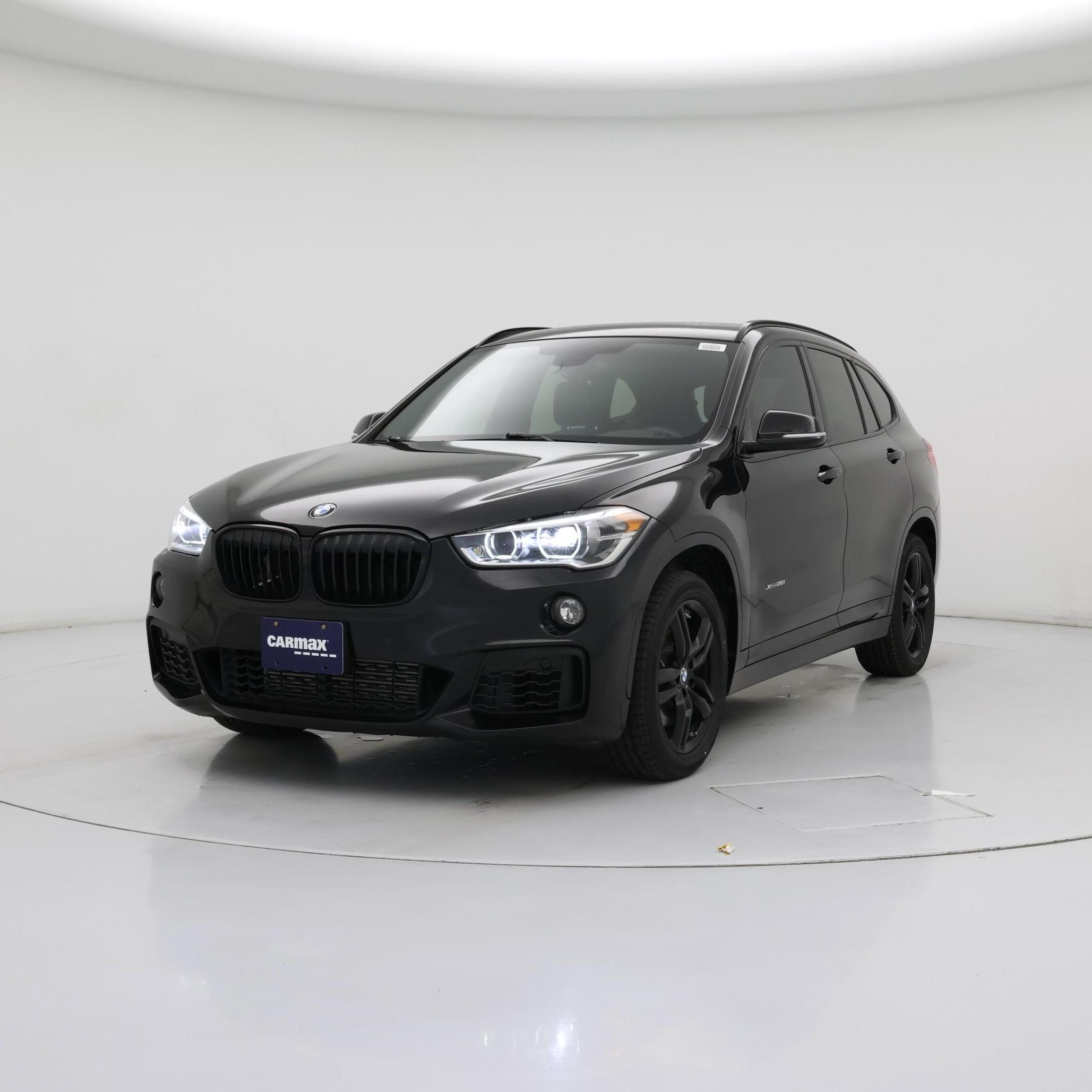 Thumbnail: 2018 BMW X1 - 4