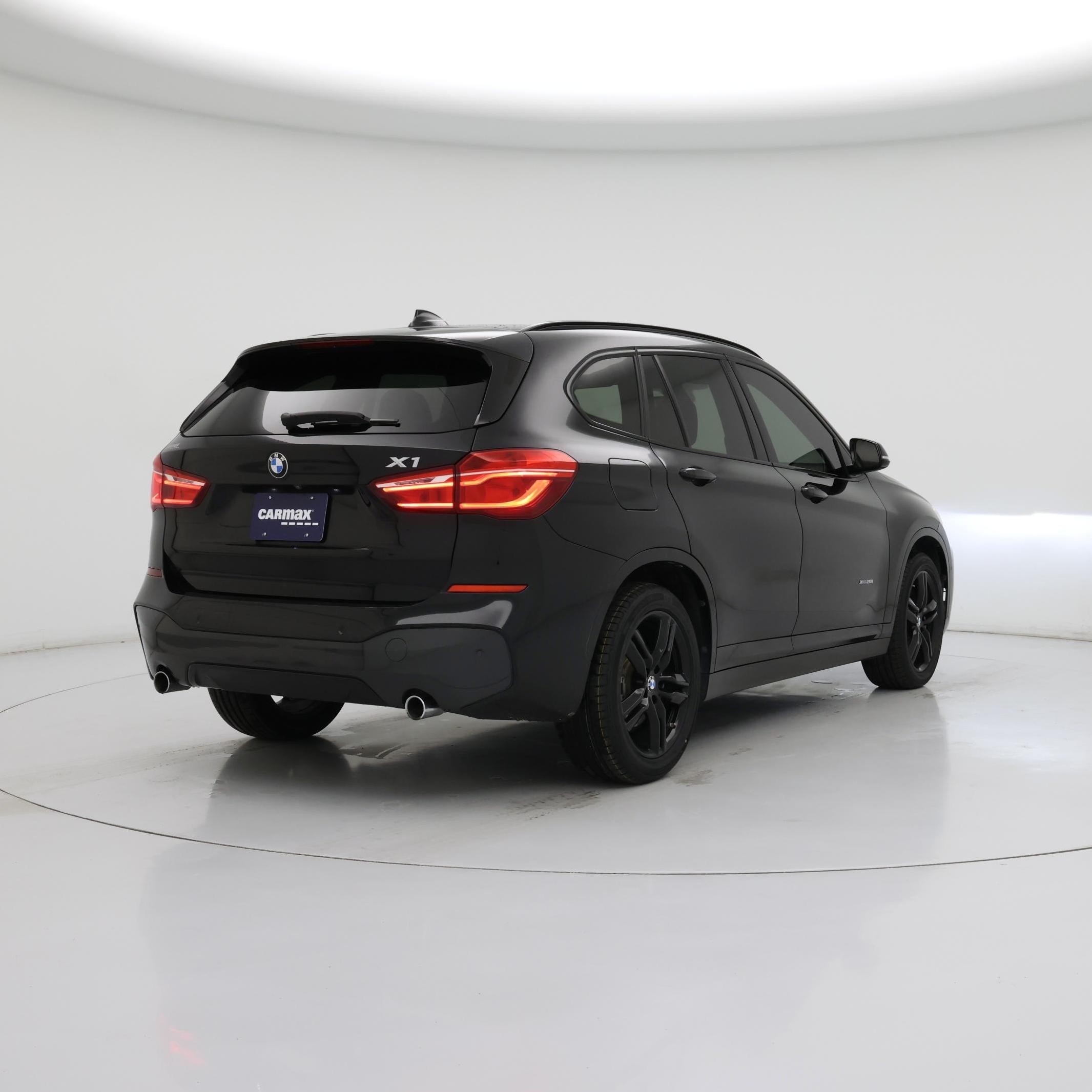 Thumbnail: 2018 BMW X1 - 8