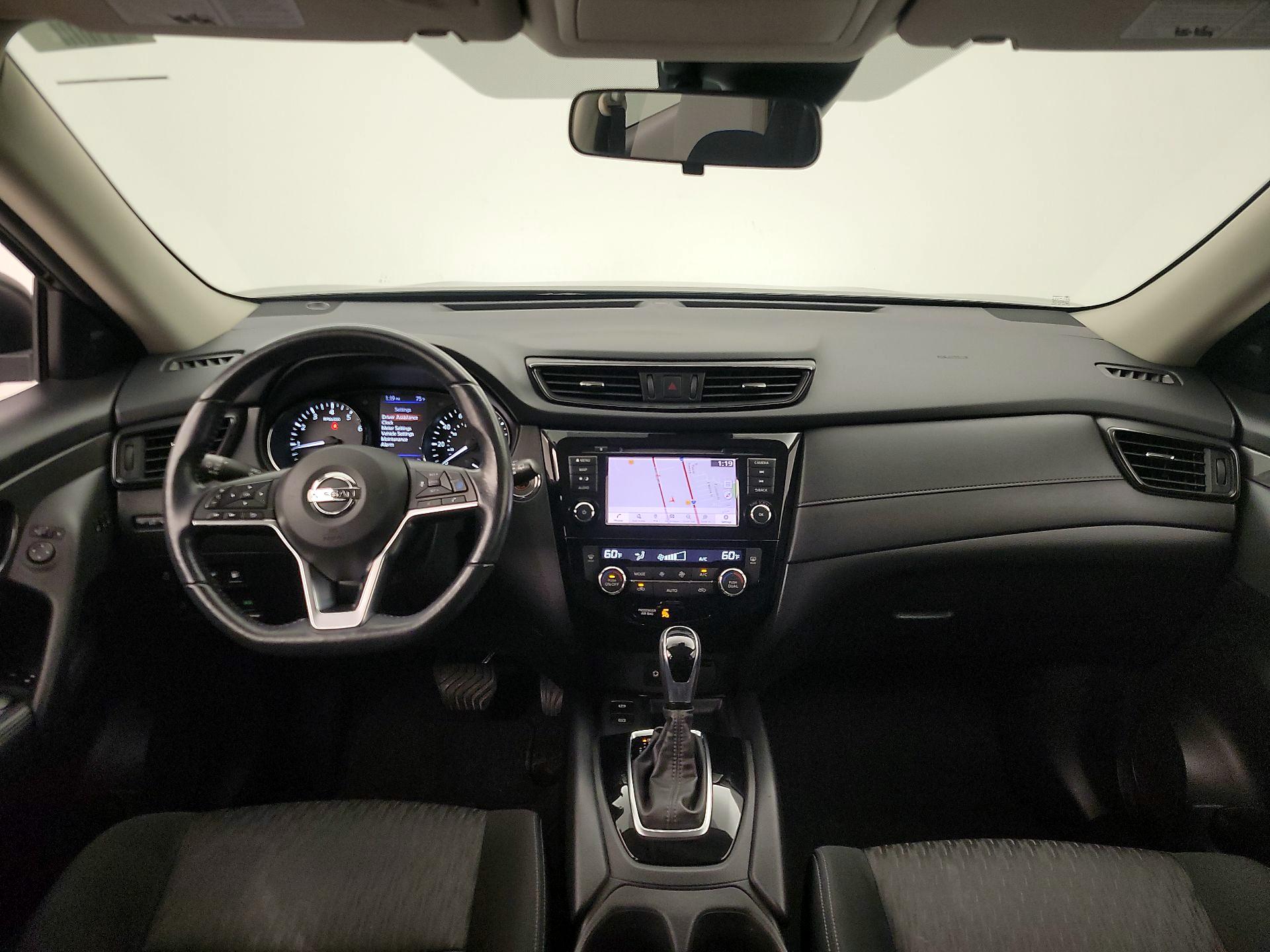 Thumbnail: 2020 Nissan Rogue - 9