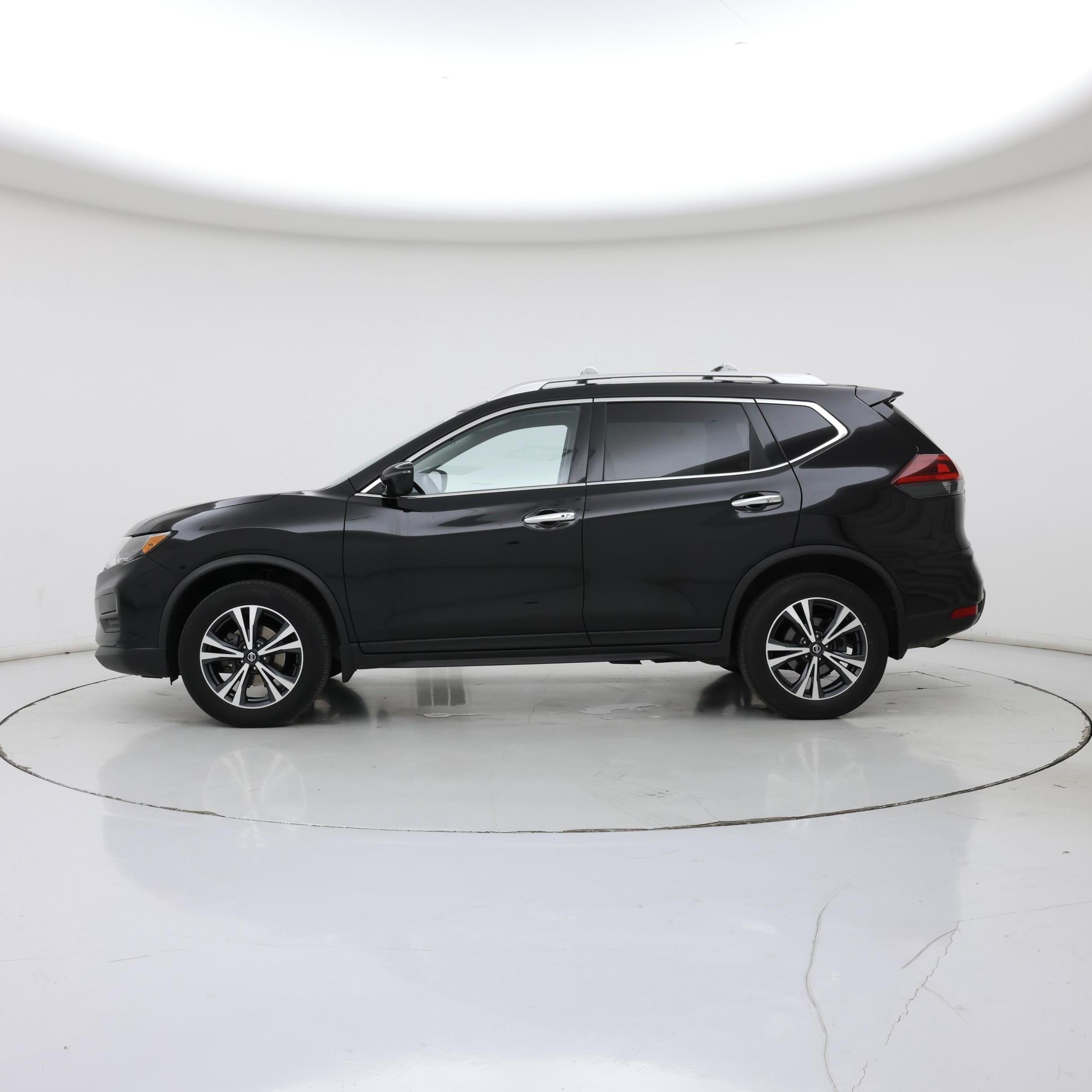 Thumbnail: 2020 Nissan Rogue - 3