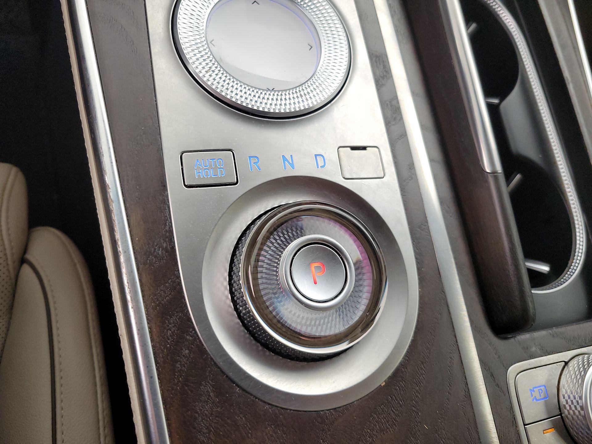 Thumbnail: 2022 Genesis GV80 - 18