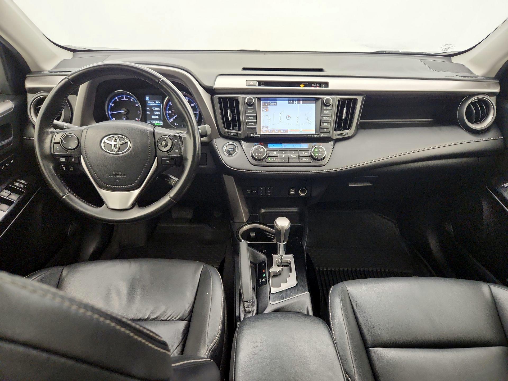 Thumbnail: 2017 Toyota RAV4 - 9