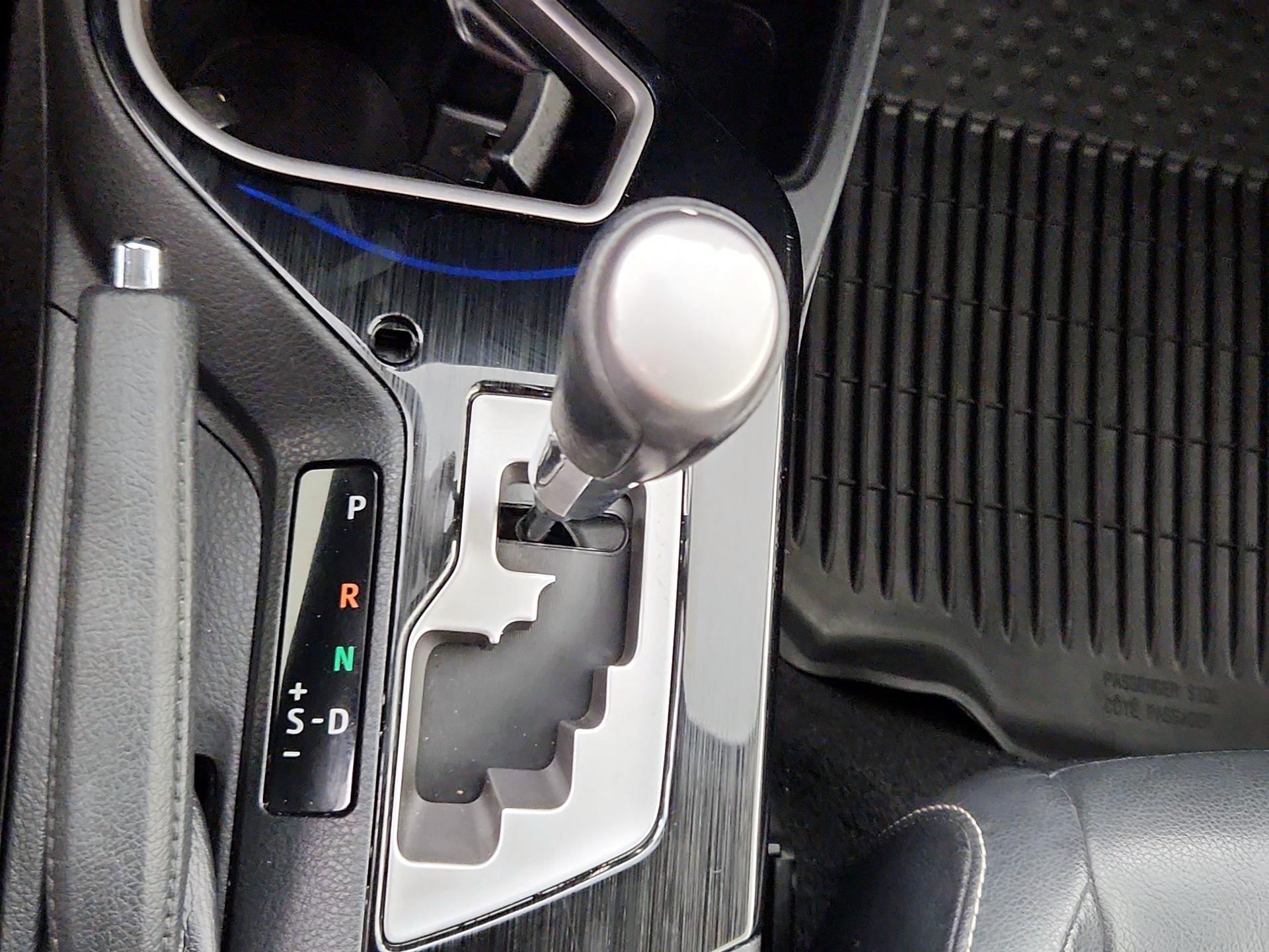 Thumbnail: 2017 Toyota RAV4 - 18