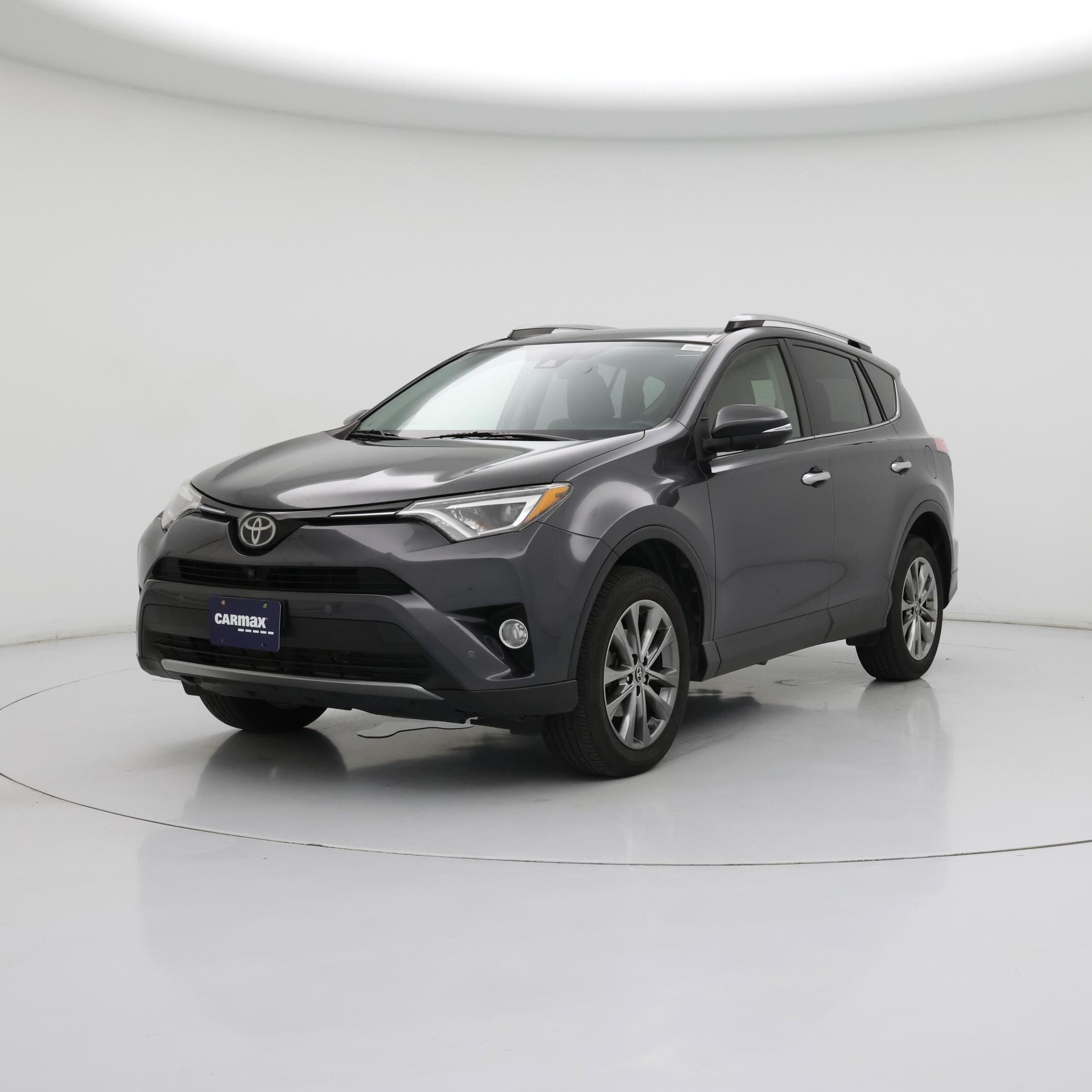 Thumbnail: 2017 Toyota RAV4 - 4