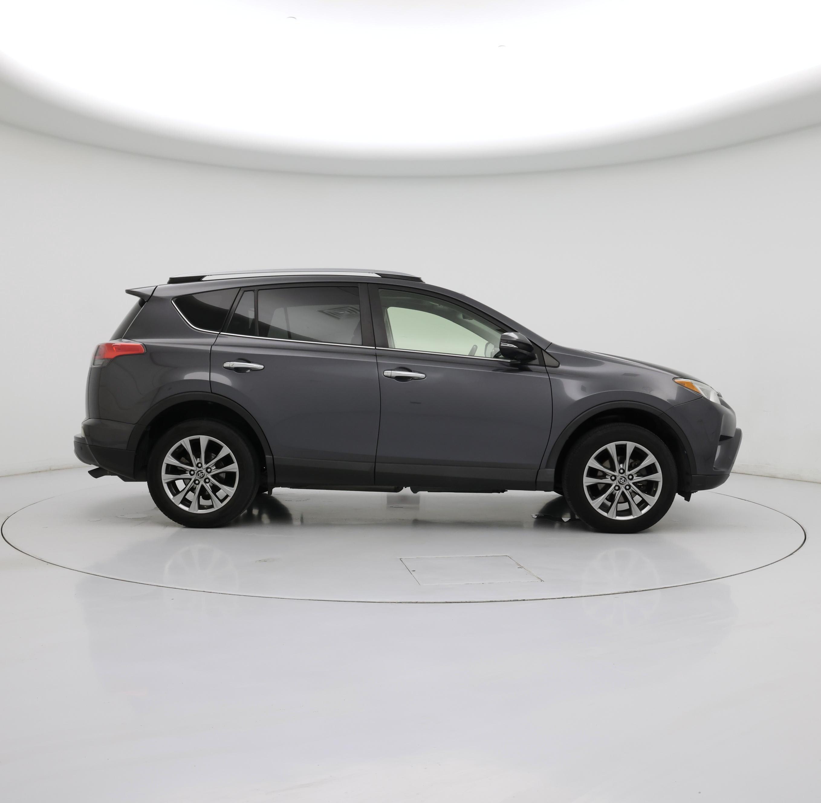 Thumbnail: 2017 Toyota RAV4 - 7